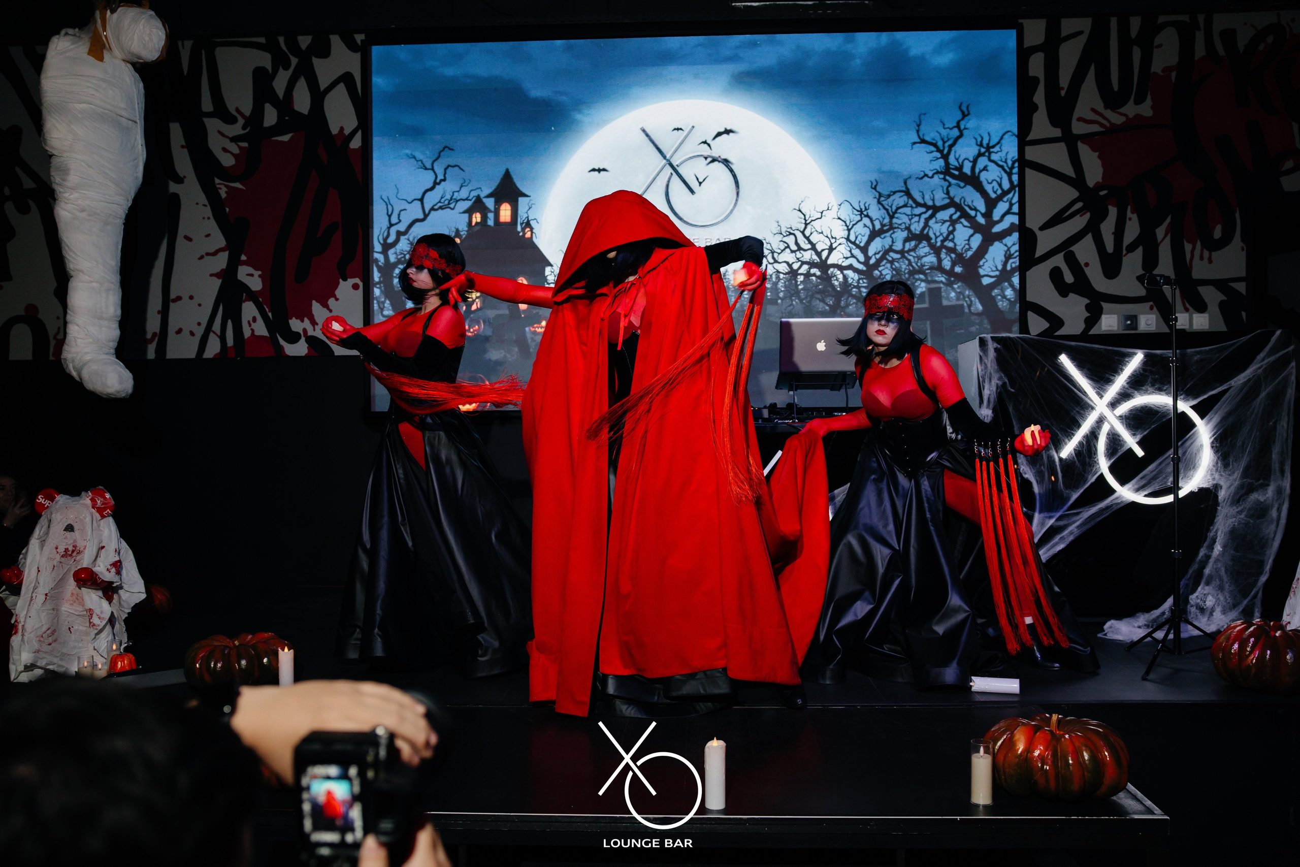 Halloween. Lounge Bar X.O
