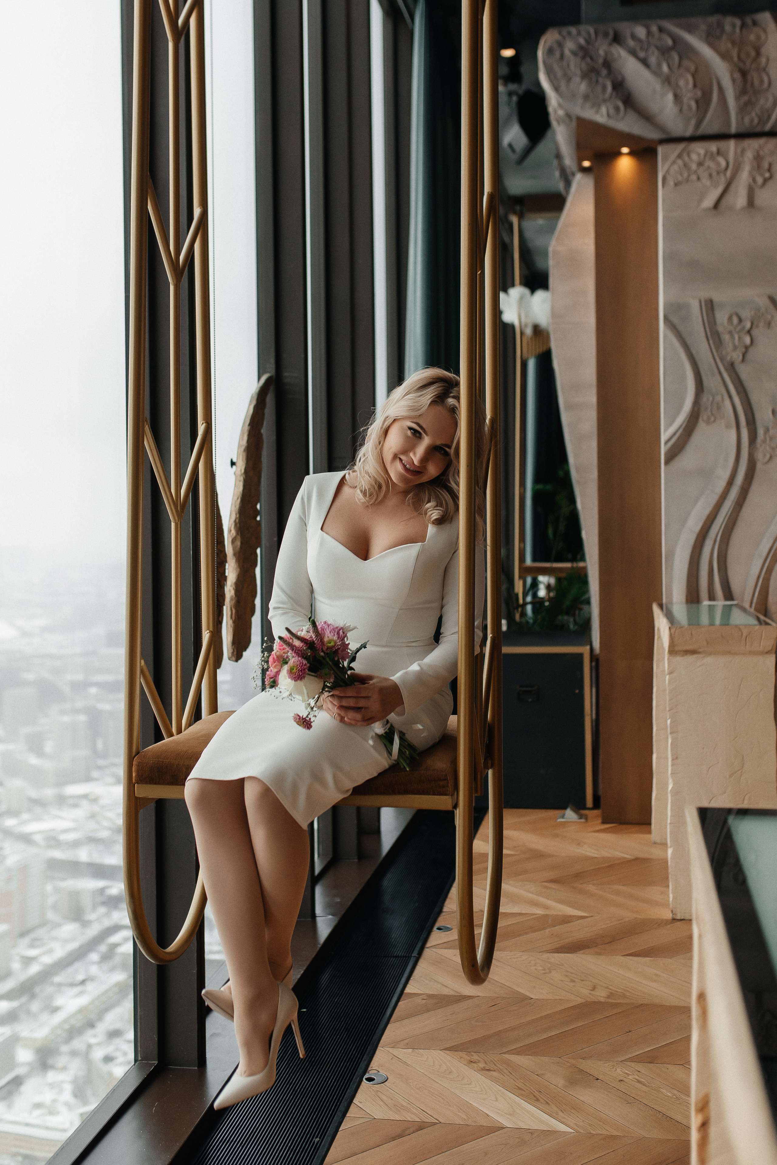 Роспись в ресторане Birds в башне «ОКО». Фото Радости. Свадебный и семейный фотограф в Москве Юлия Самойлова