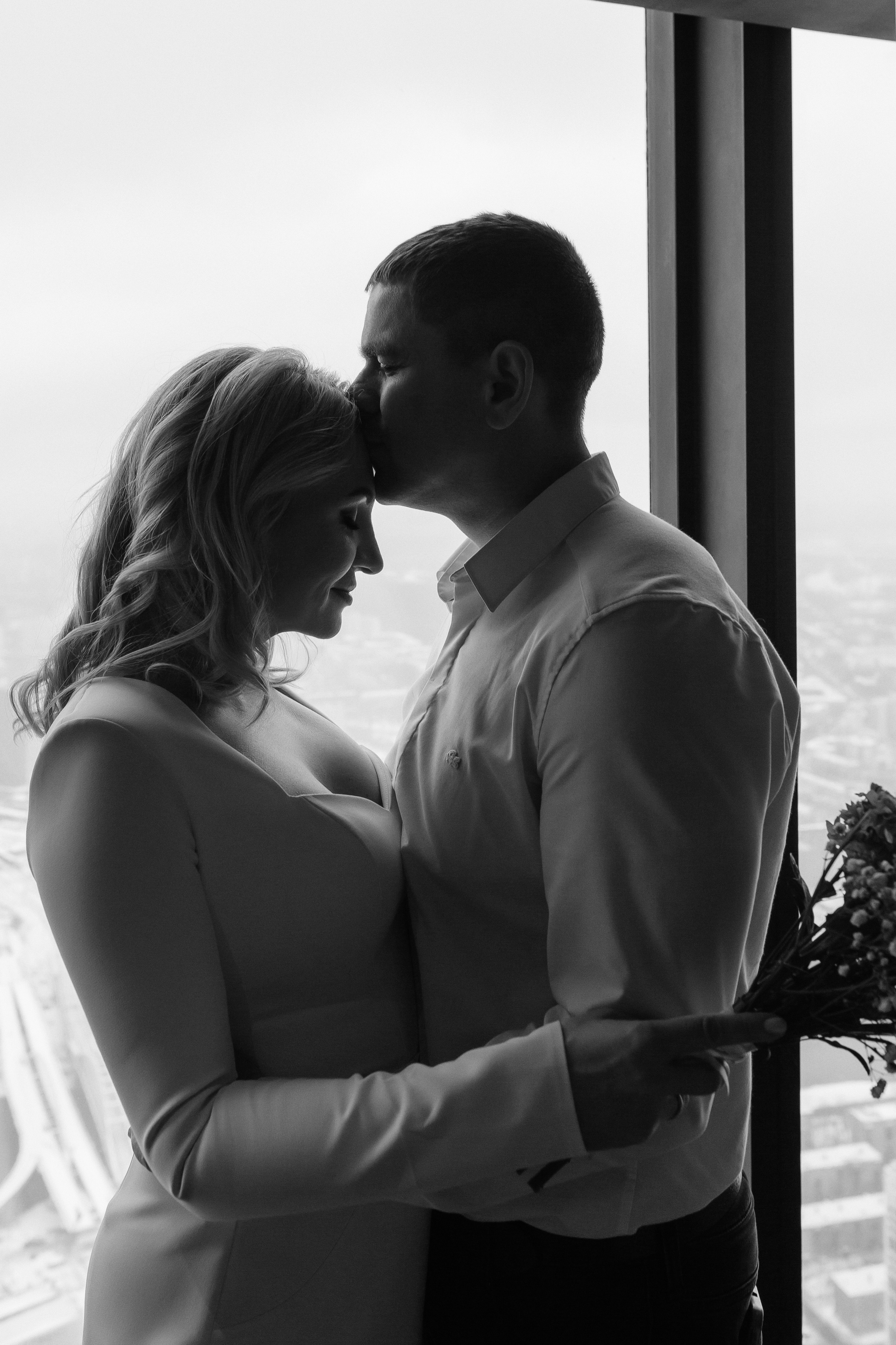 Роспись в ресторане Birds в башне «ОКО». Фото Радости. Свадебный и семейный фотограф в Москве Юлия Самойлова