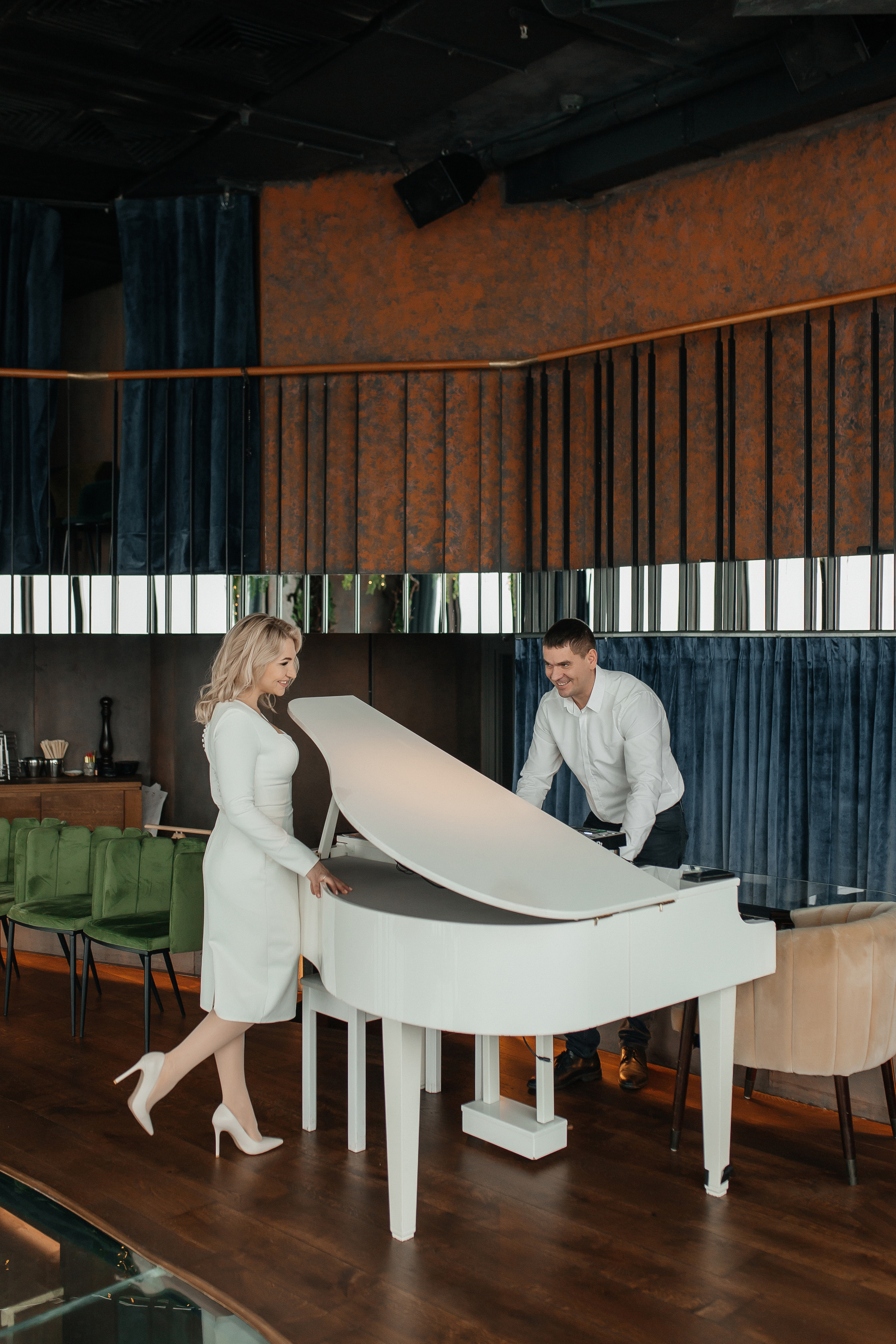 Роспись в ресторане Birds в башне «ОКО». Фото Радости. Свадебный и семейный фотограф в Москве Юлия Самойлова