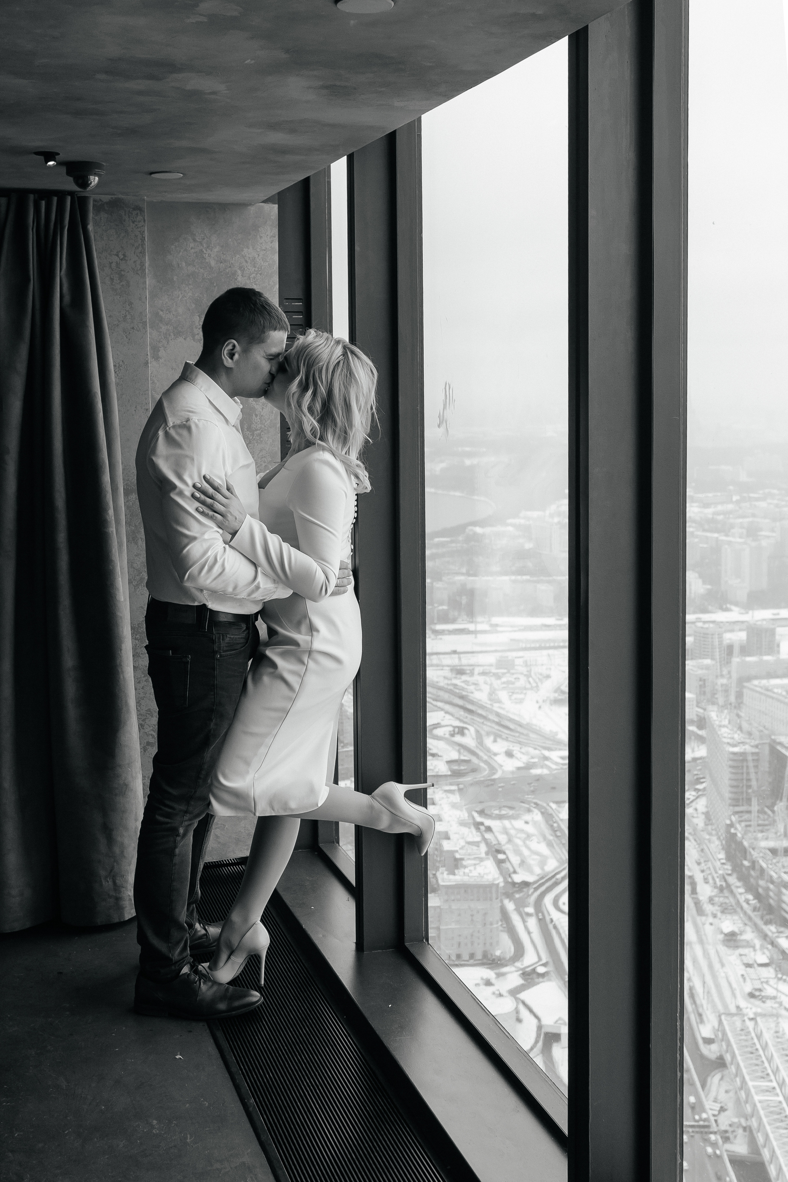 Роспись в ресторане Birds в башне «ОКО». Фото Радости. Свадебный и семейный фотограф в Москве Юлия Самойлова