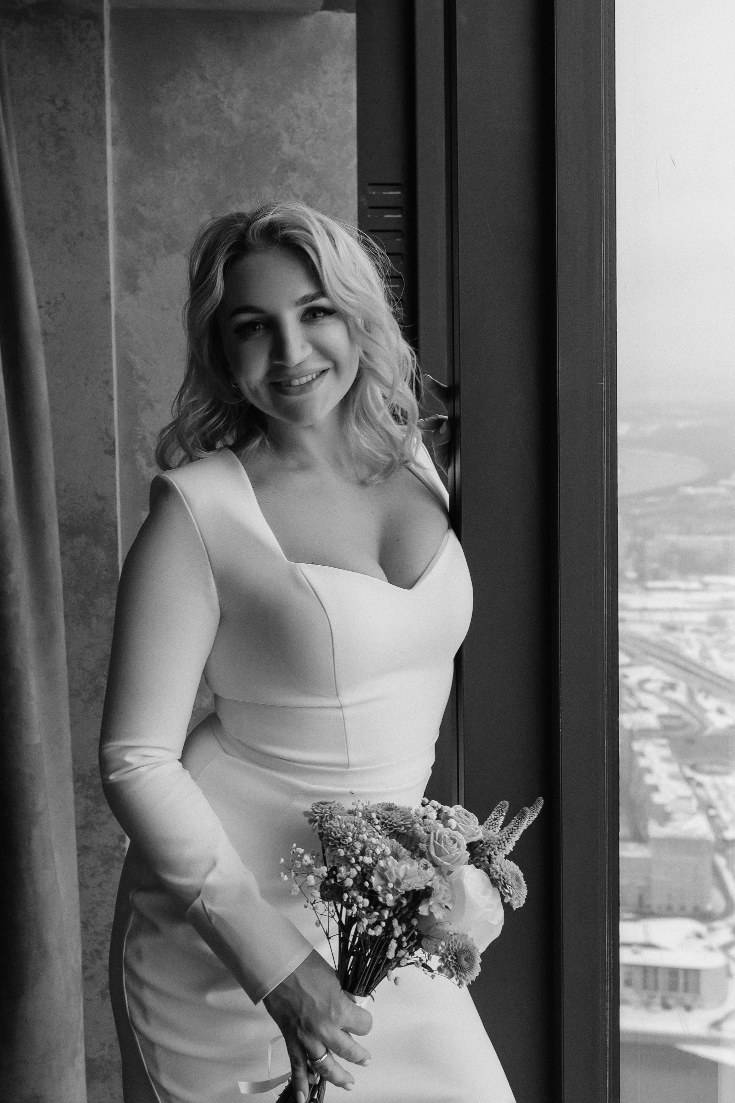 Роспись в ресторане Birds в башне «ОКО». Фото Радости. Свадебный и семейный фотограф в Москве Юлия Самойлова