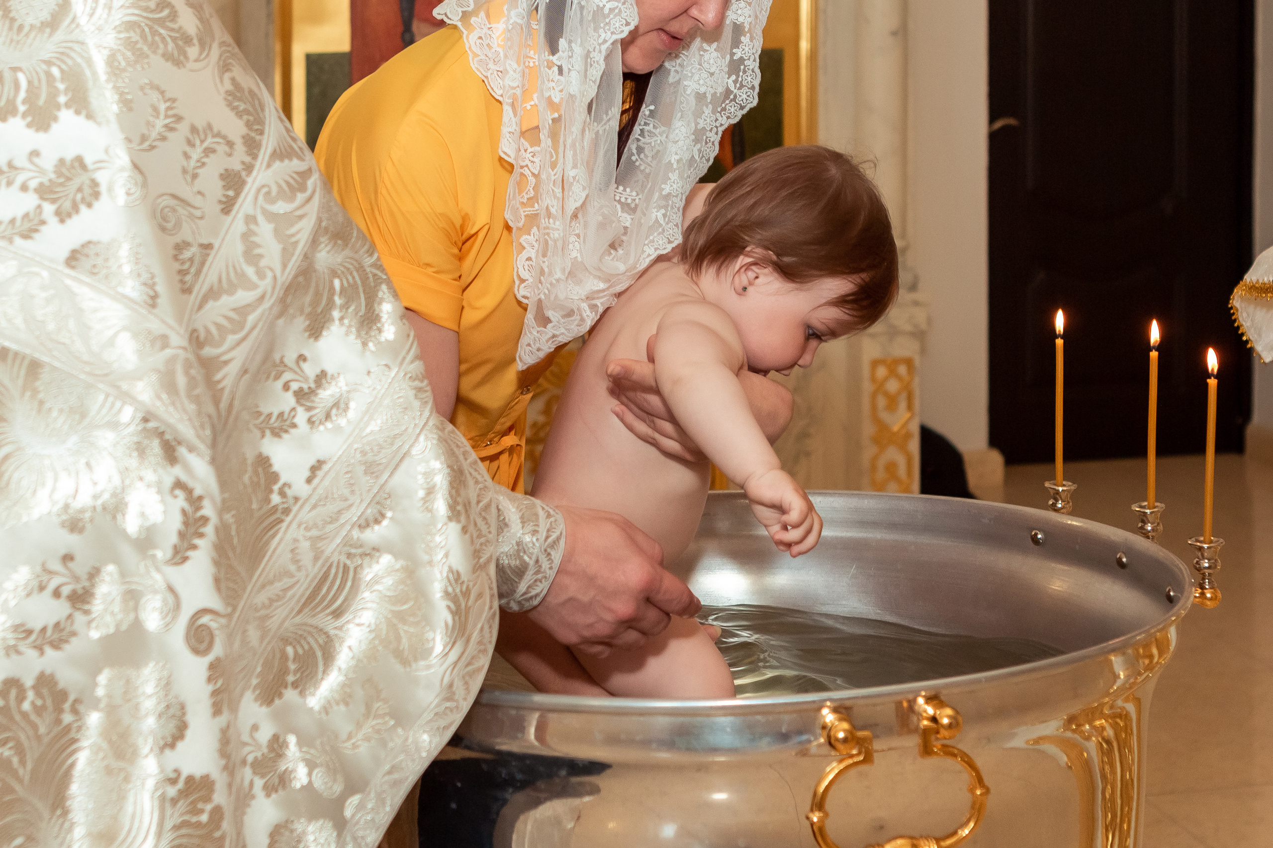Таинство крещения Варвары. Детский, семейный фотограф в Южно-Сахалинске, Невельске и Холмске