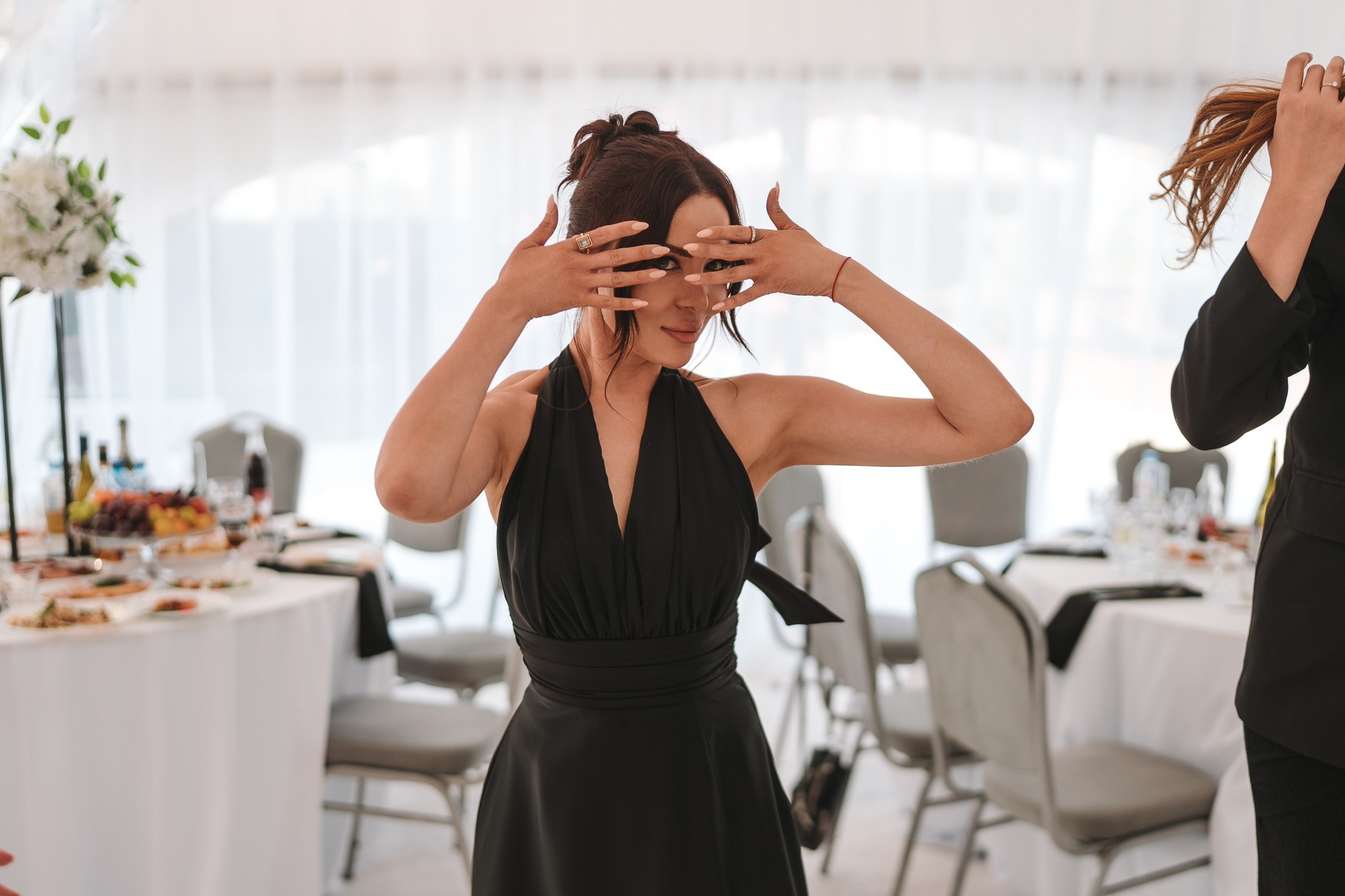 Свадьба 7 июня 2026 года — фотосессия, ЗАГС и банкет в шатре «Под облаками» в Нагаево с ведущим Артуром Ильясовым