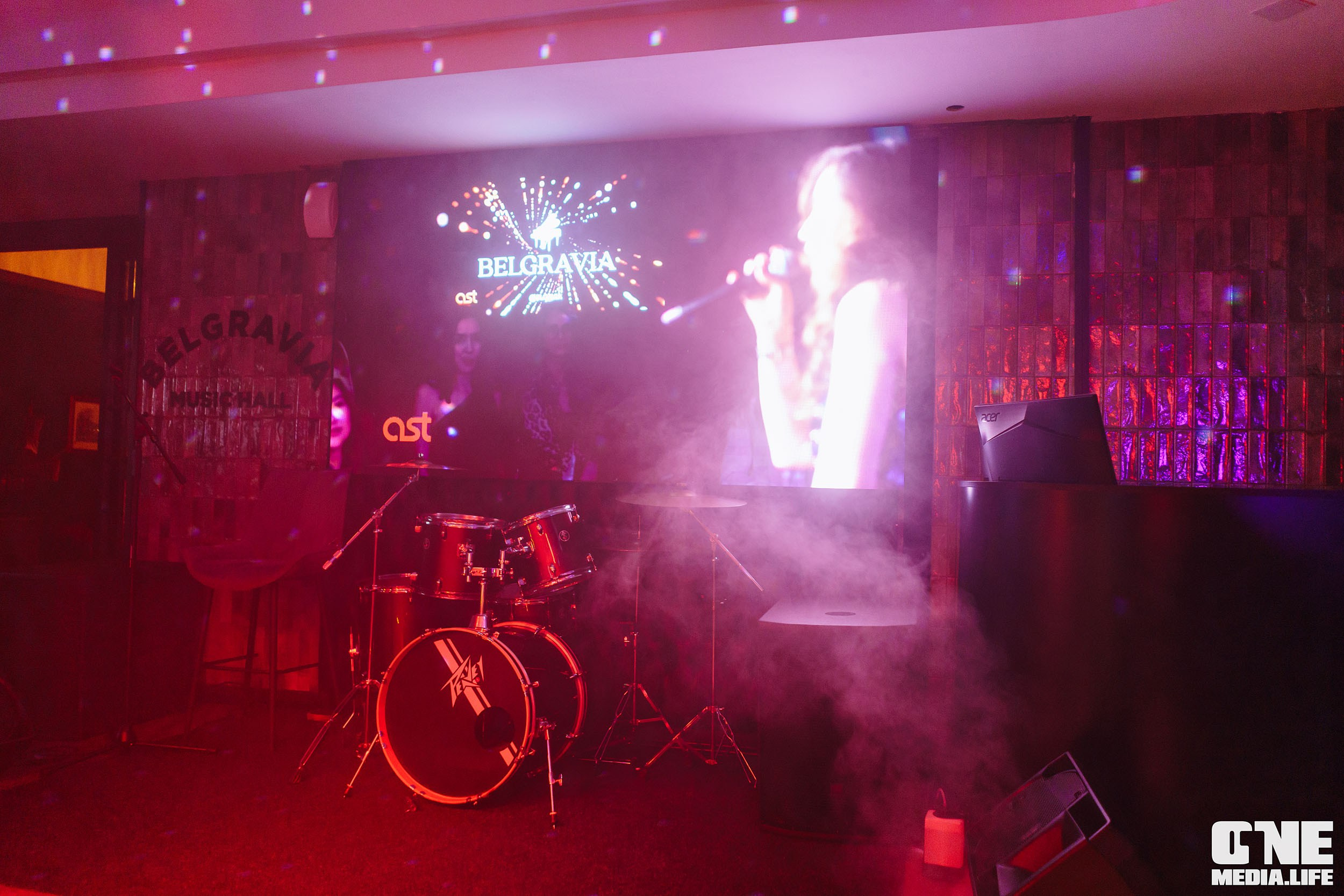 Фоторепортаж из караоке-клуба Белгравия. One Media Life: фоторепортажи, фотоотчеты с мероприятий и заведений