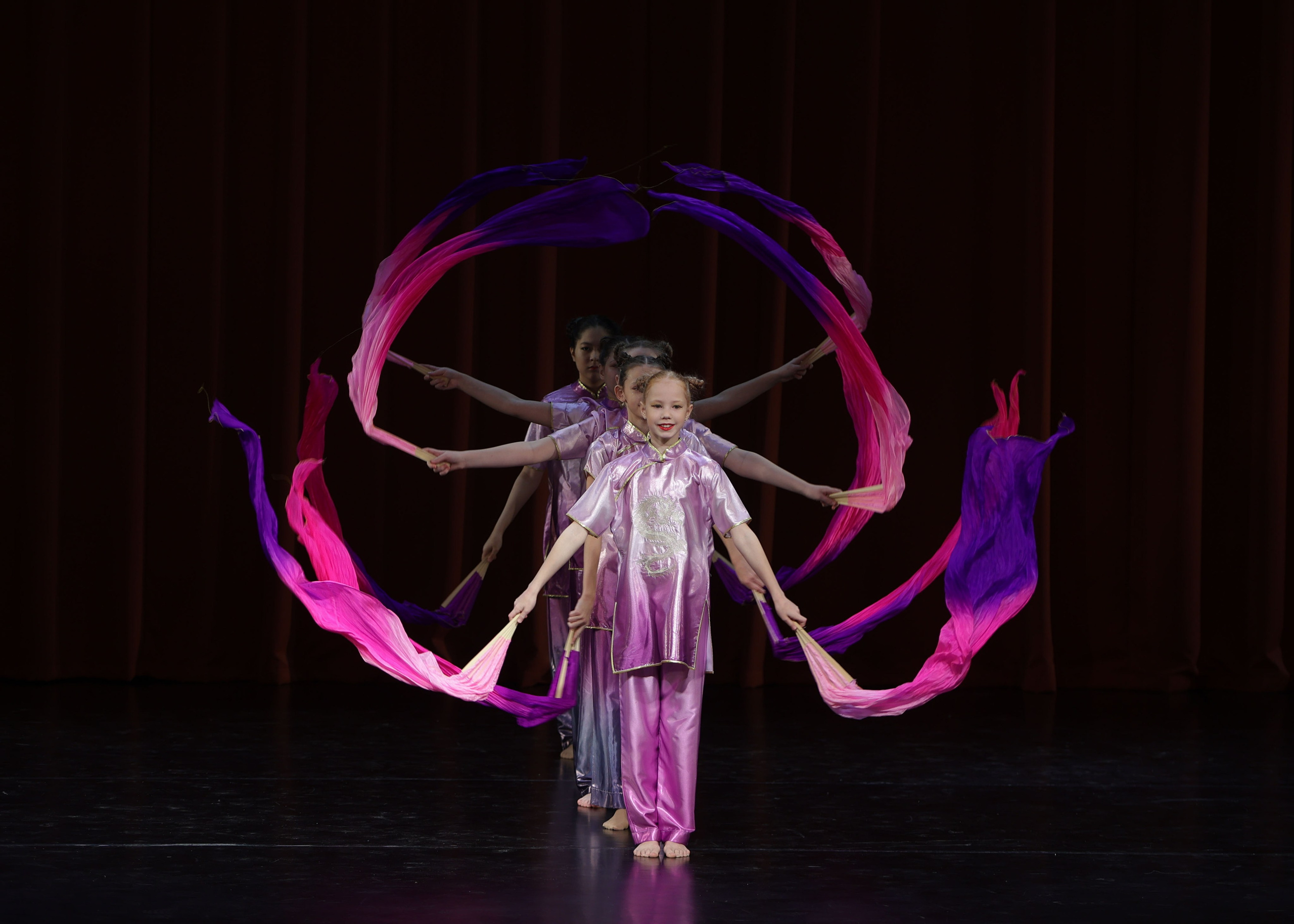 Фестиваль хореографического искусства «КУБОК ЛЕГЕНДЫ — 2025». Выпускные альбомы и школьный фотограф в Подольске, Троицке, Щербинке, Москве и Московской области