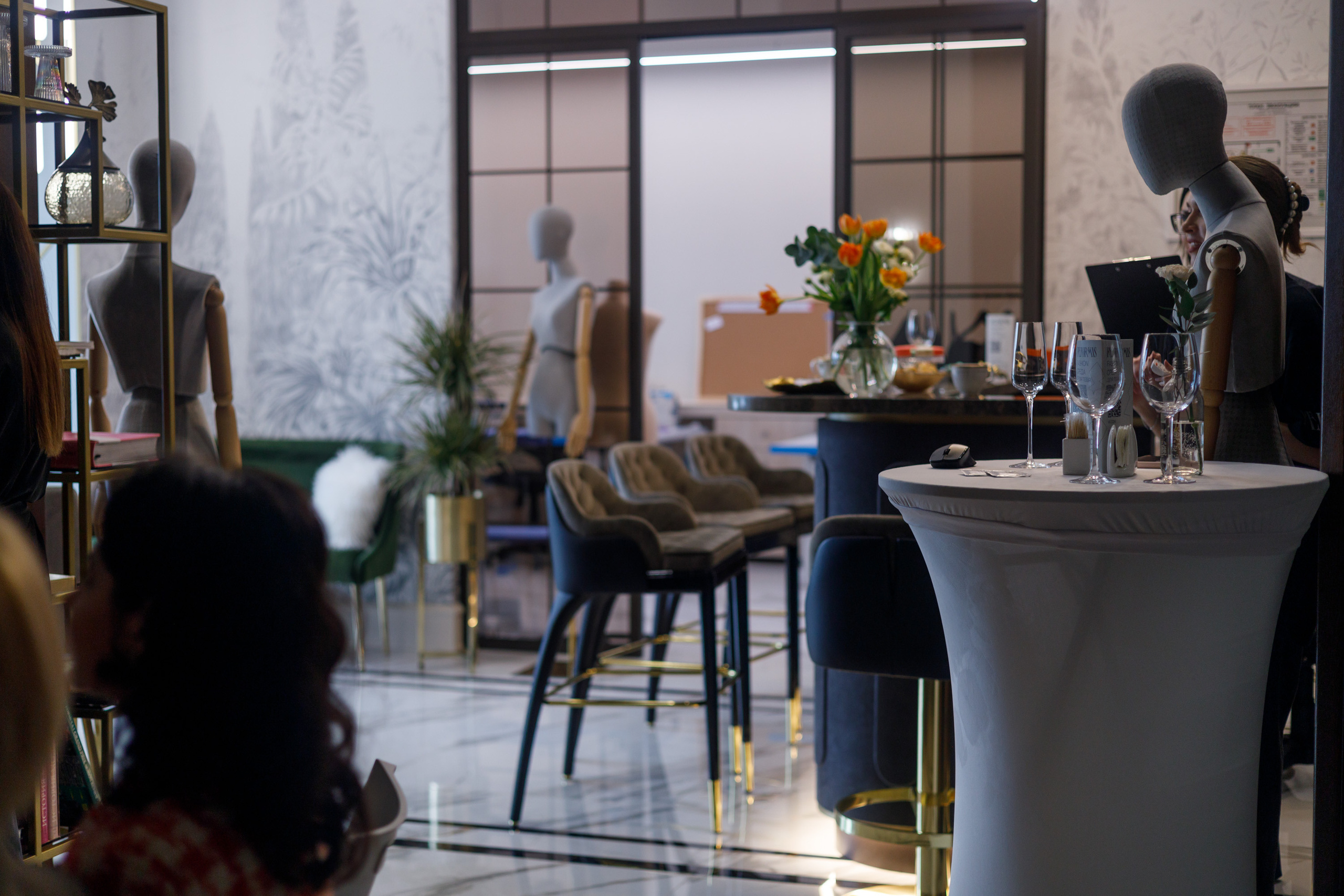 Аренда помещений под мероприятия и фотозоны в Тюмени, снять зал