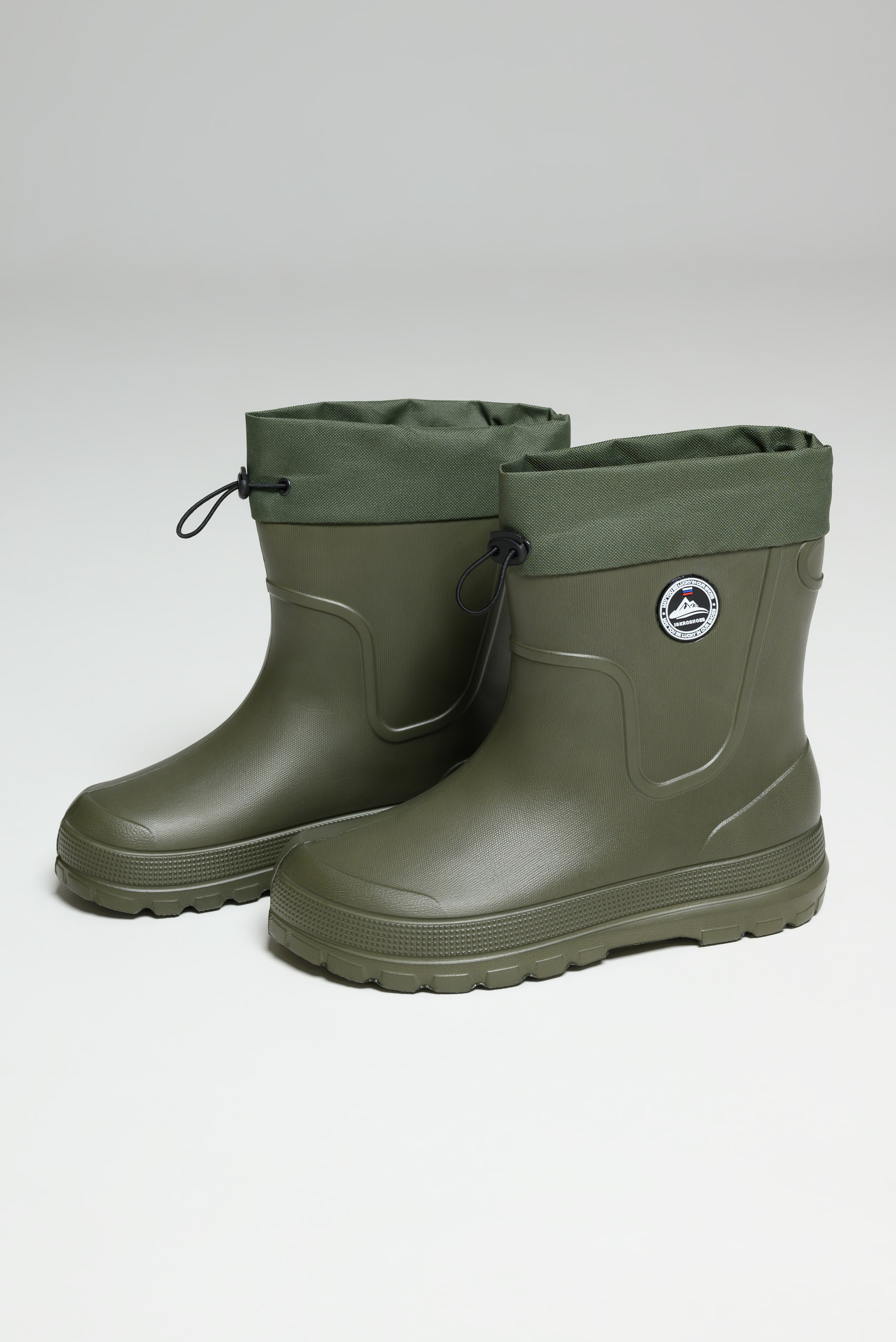 Резиновые сапоги. Предметный фотограф, фото для маркетплейсов Пятигорск, КМВ