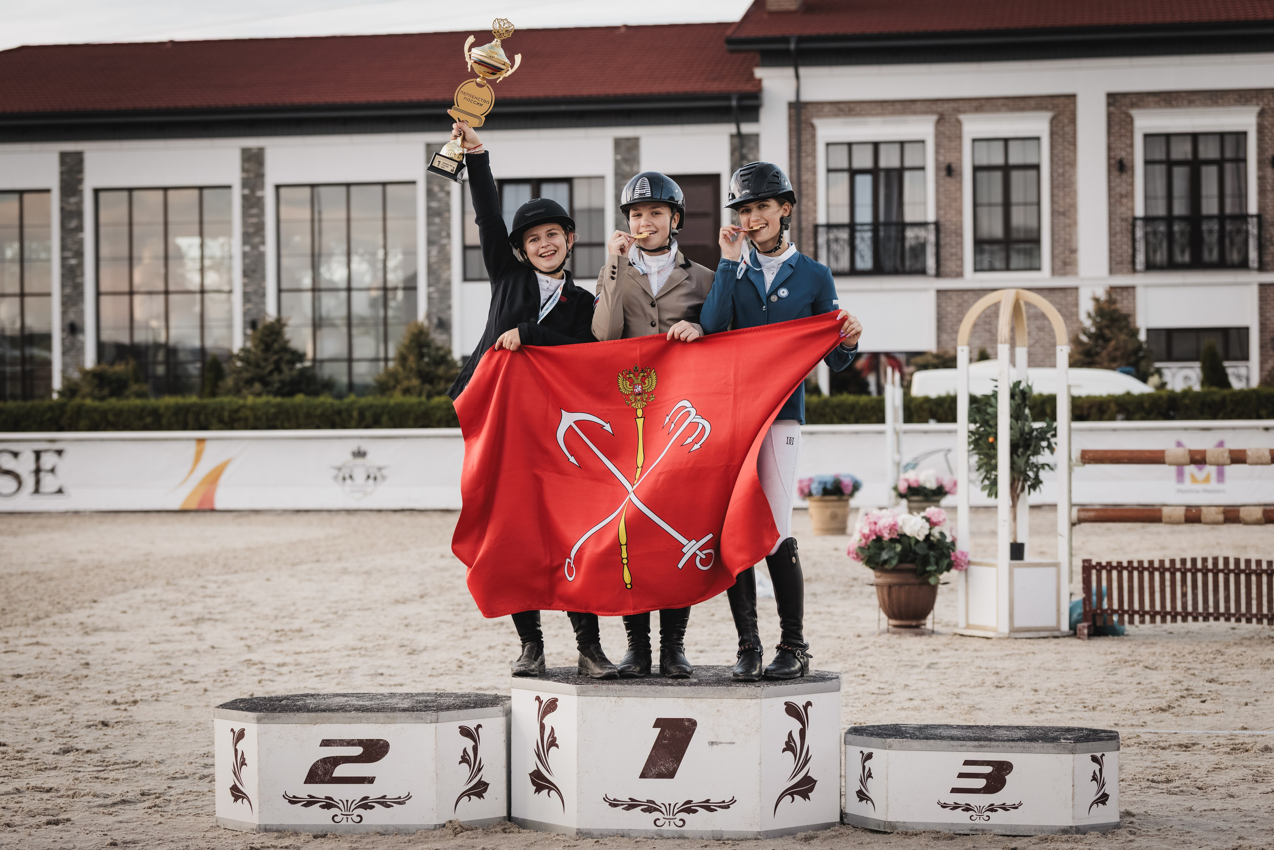 БЛОГ. Ева Демидова. Спортсмен по конкуру в Санкт-Петербуре