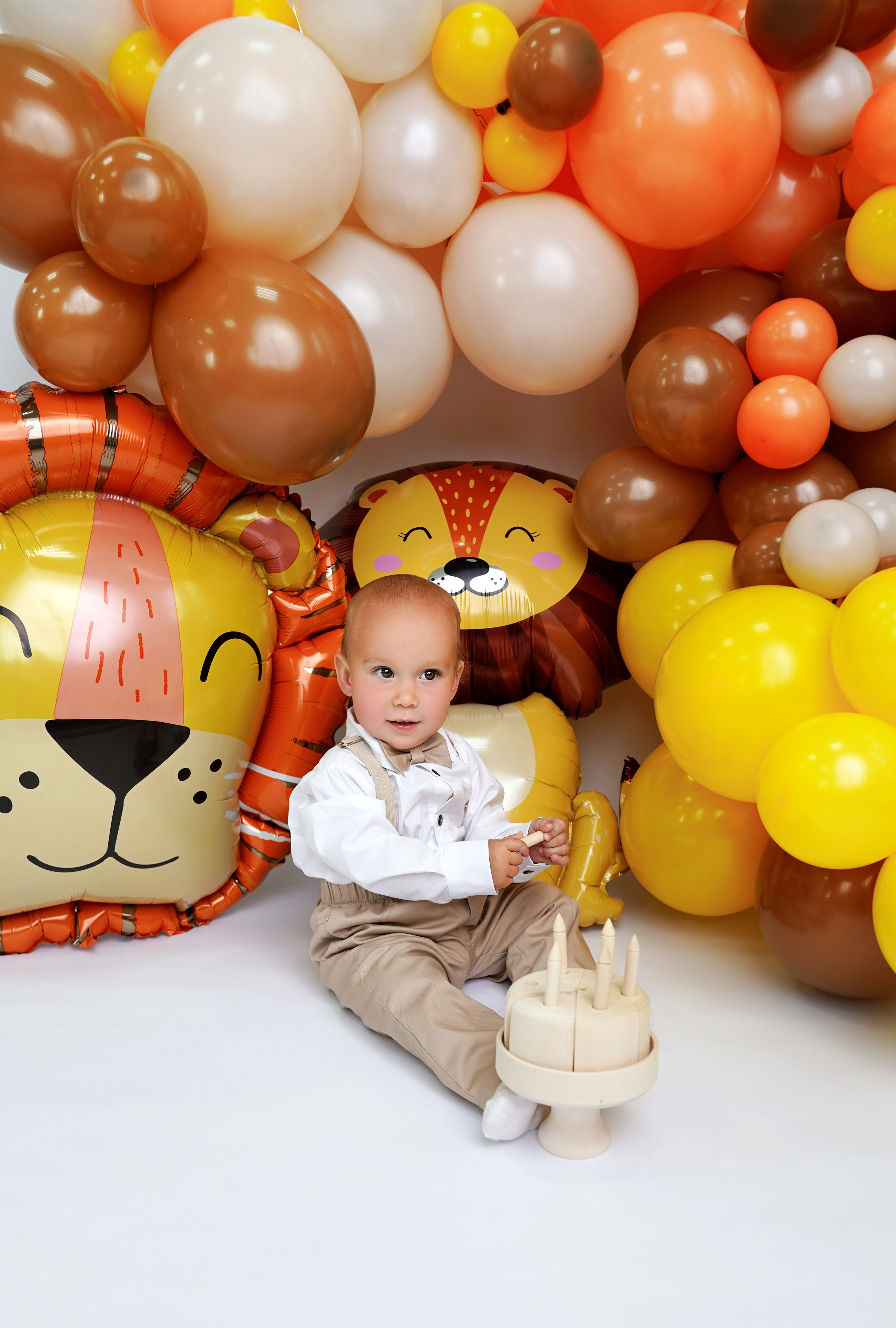 Фотосессия ГОДОВАСИЕ. Фотограф новорожденных, детей до года и беременных в Симферополе