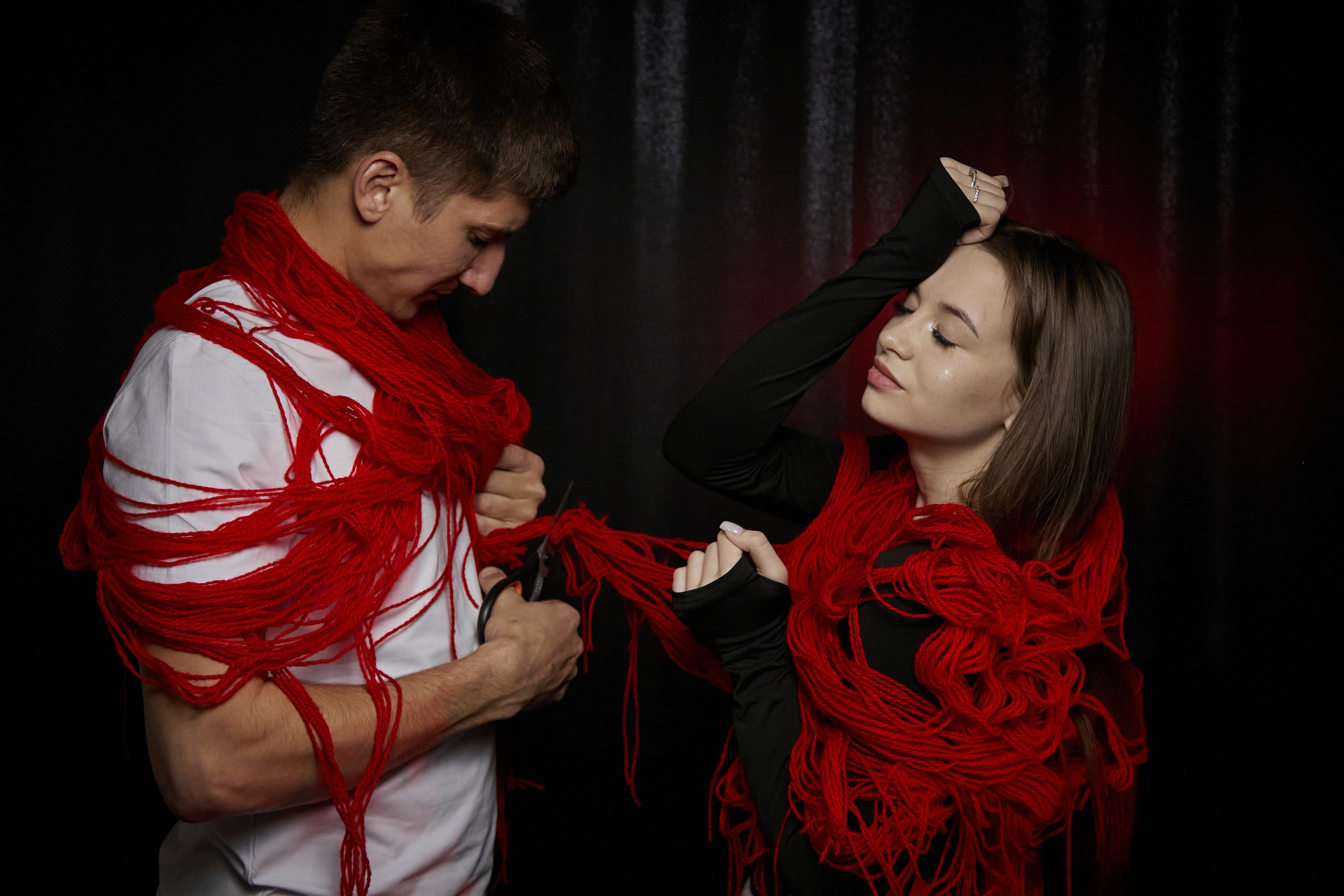 «Связанные одной нитью». Свадебный и креативный фотограф в ЮФО и МСК