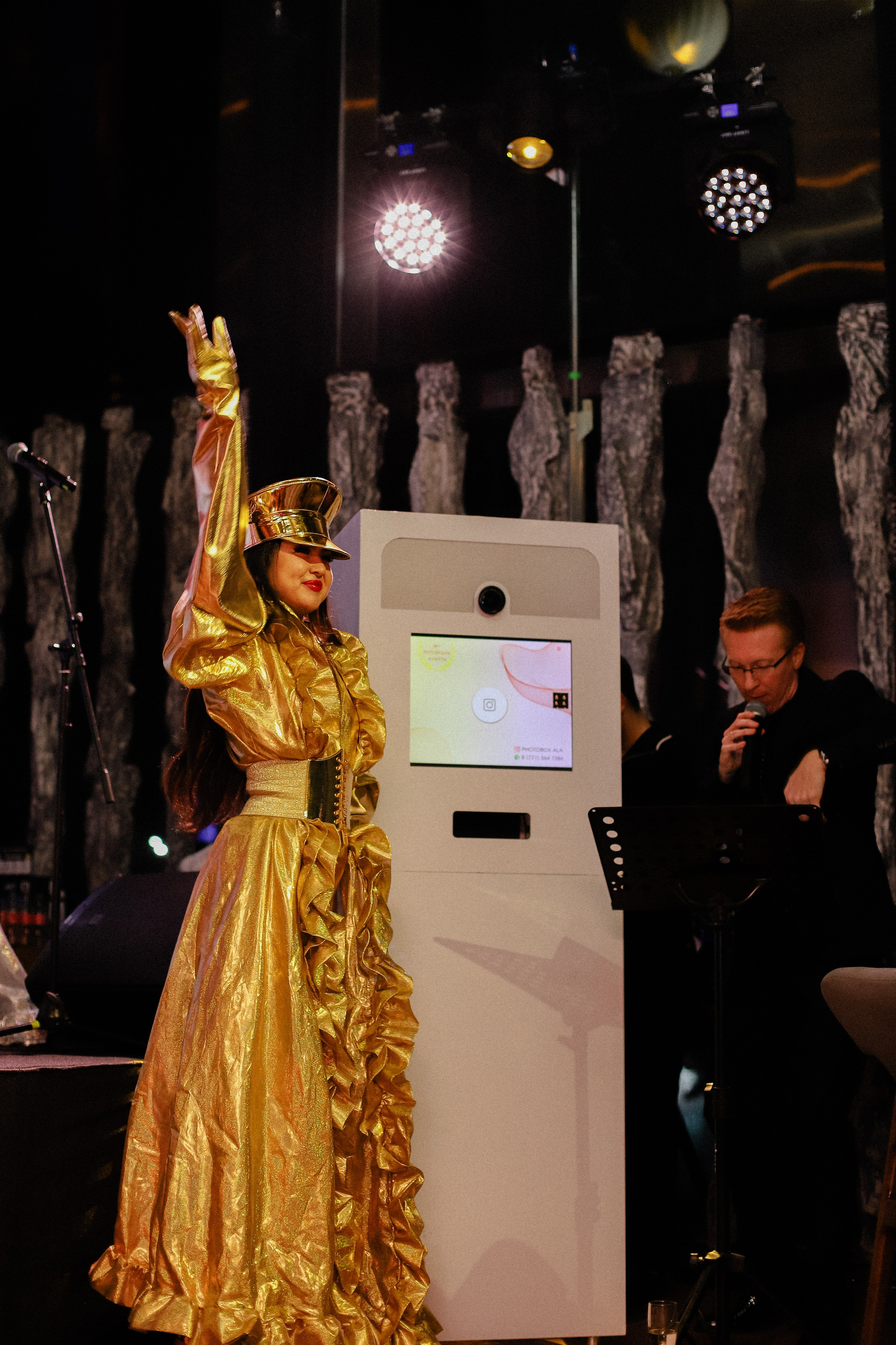 Корпоратив QM | 5.12. Фотограф в Алматы и Москве Даша Пушкина