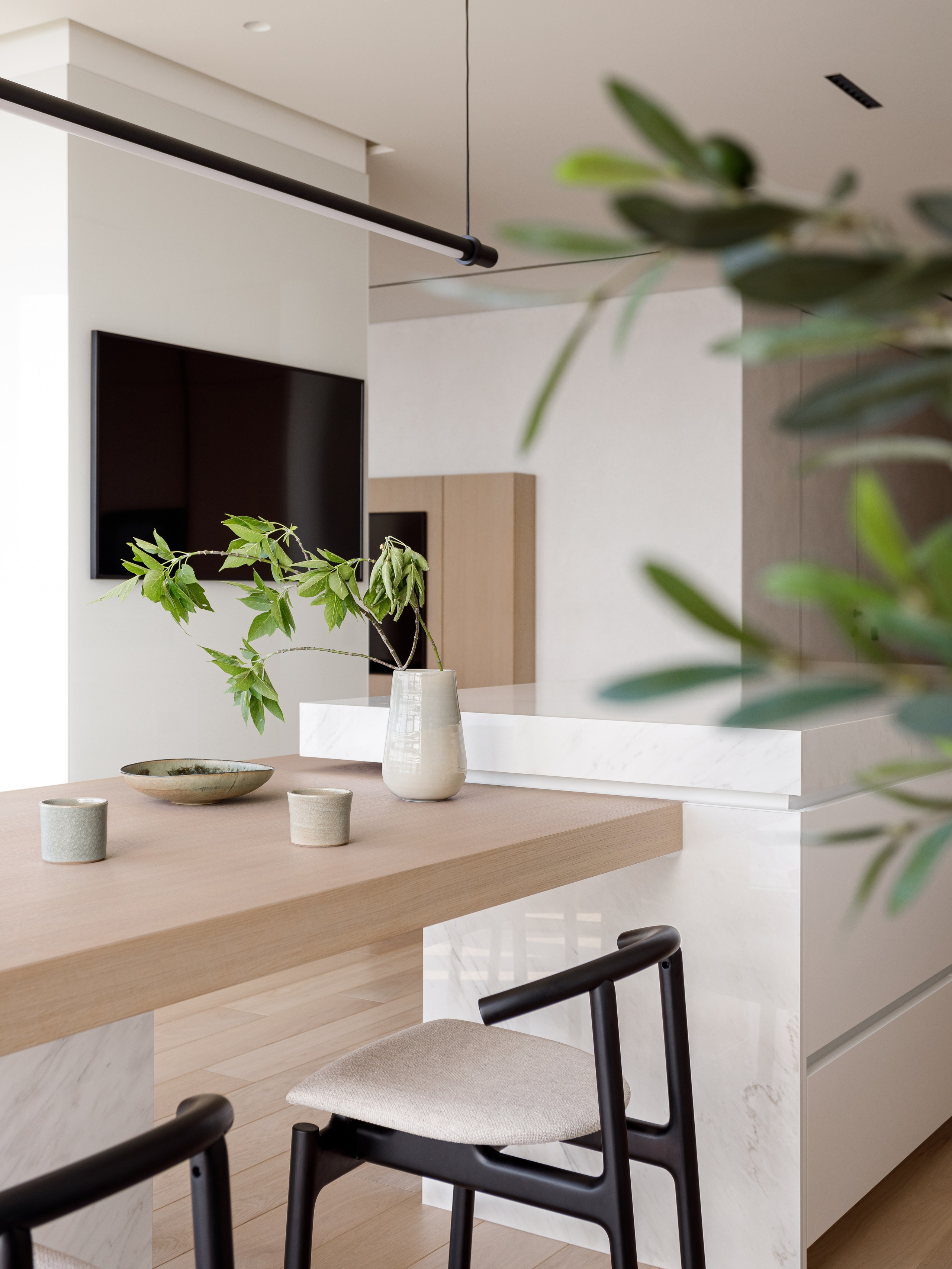 TYURIN+PARTNERS: Квартира в стиле Soft Minimal. Волжский Дзен. Интерьерный фотограф Дима Птицын и стилист Дарья Копылова