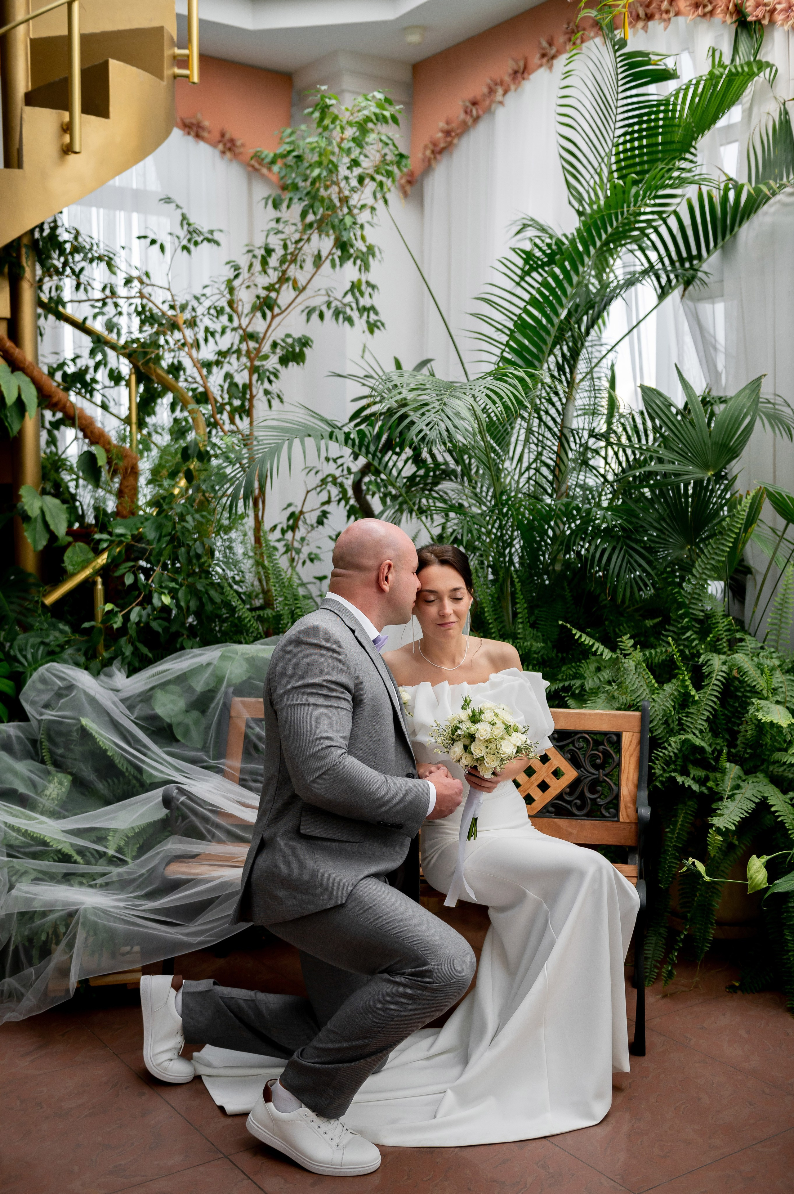 Летняя свадьба В Санкт-Петербурге и красивой выездной регистрацией Даши и Саши. Воздушная свадебная фотосессия в Петербурге. Портретный, семейный и свадебный фотограф в Санкт-Петербурге и в Пушкине Ширяев Денис