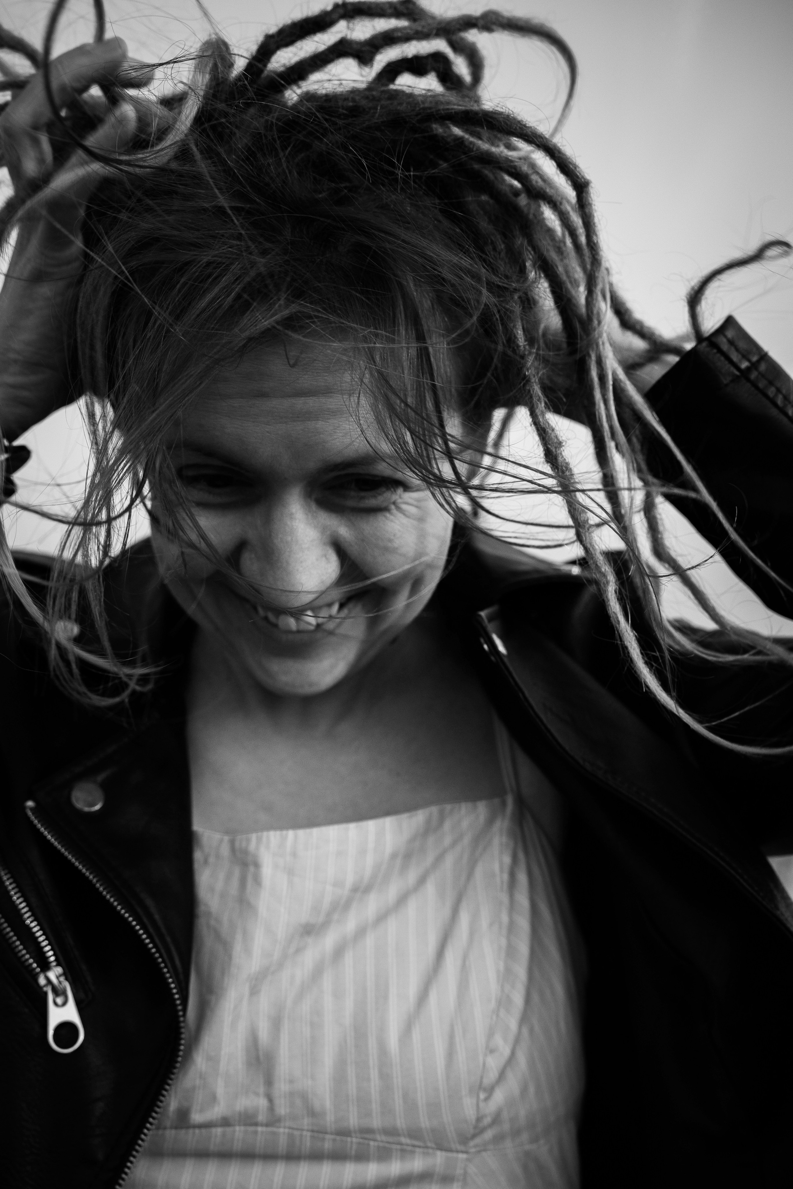 Тот самый Рябинин. Заказать фотографа Нижний тагил. Фотосессия в студии Нижний Тагил.  Рябинин Евгений. Фотограф дреды девушка с дредами заказать фотосессию женственную  Тотрябинин.рф