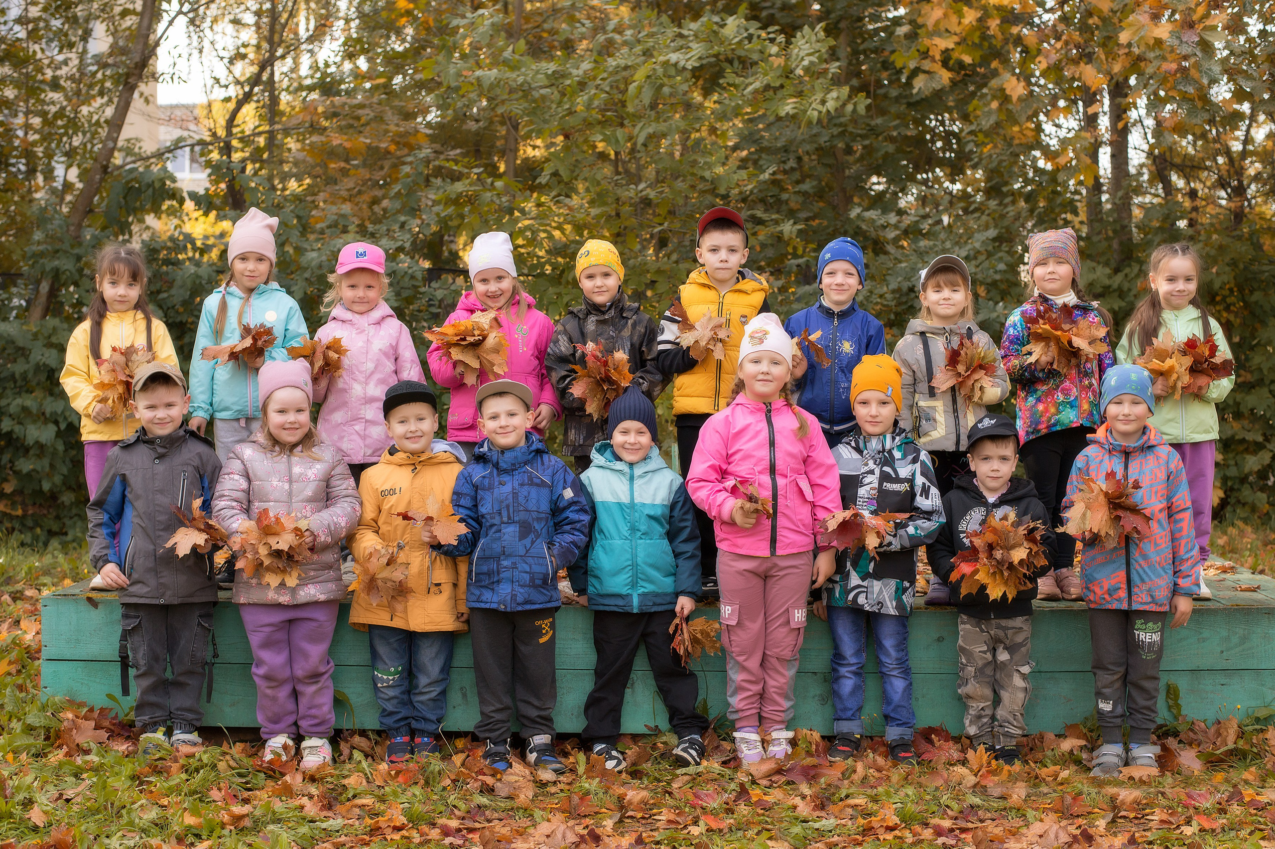 Общее обычное. Выпускные альбомы в Тутаеве.Захарова Лариса