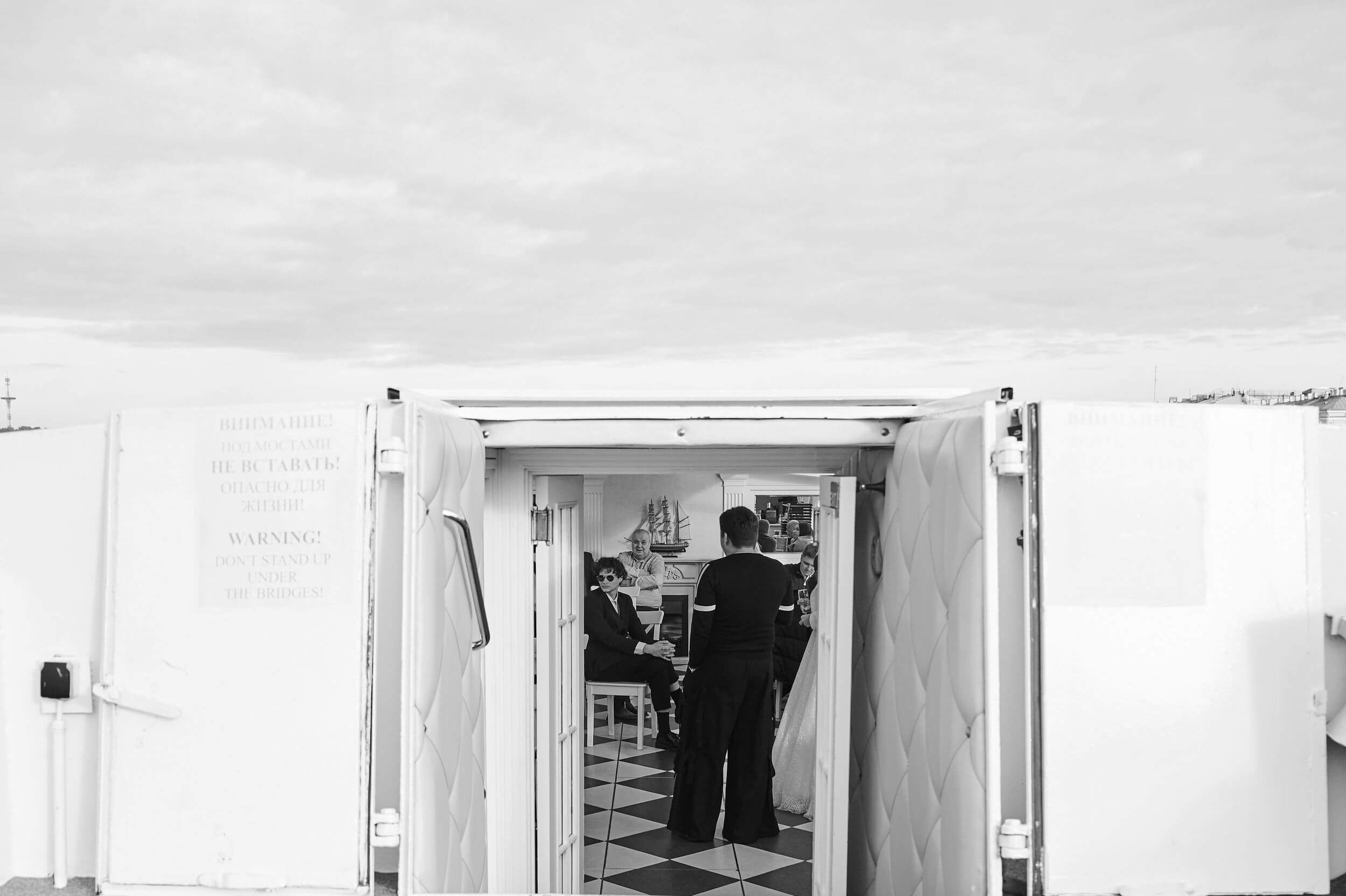 Свадебный фотограф СПб — свадьба в Академии Штиглица и втором дворце на Фурштатской. Свадебный фотограф в Санкт-Петербурге Петергофе Пушкине Саша Галлс / Александр Галлс