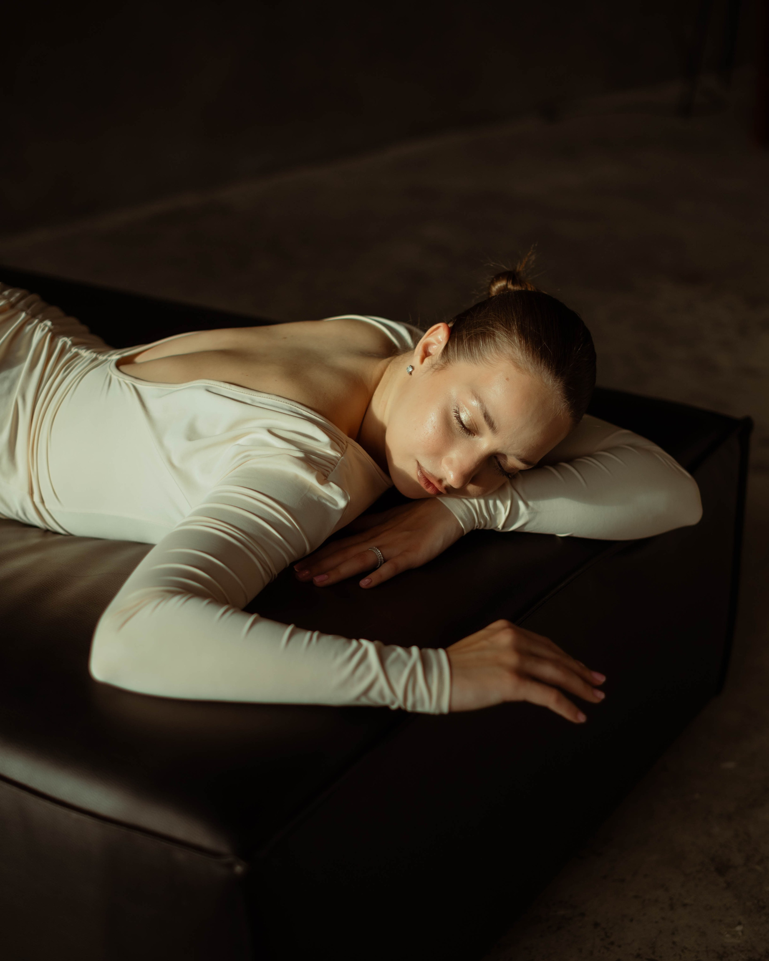 Агата. Женский фотограф. Создатель украшений ручной работы. Модель