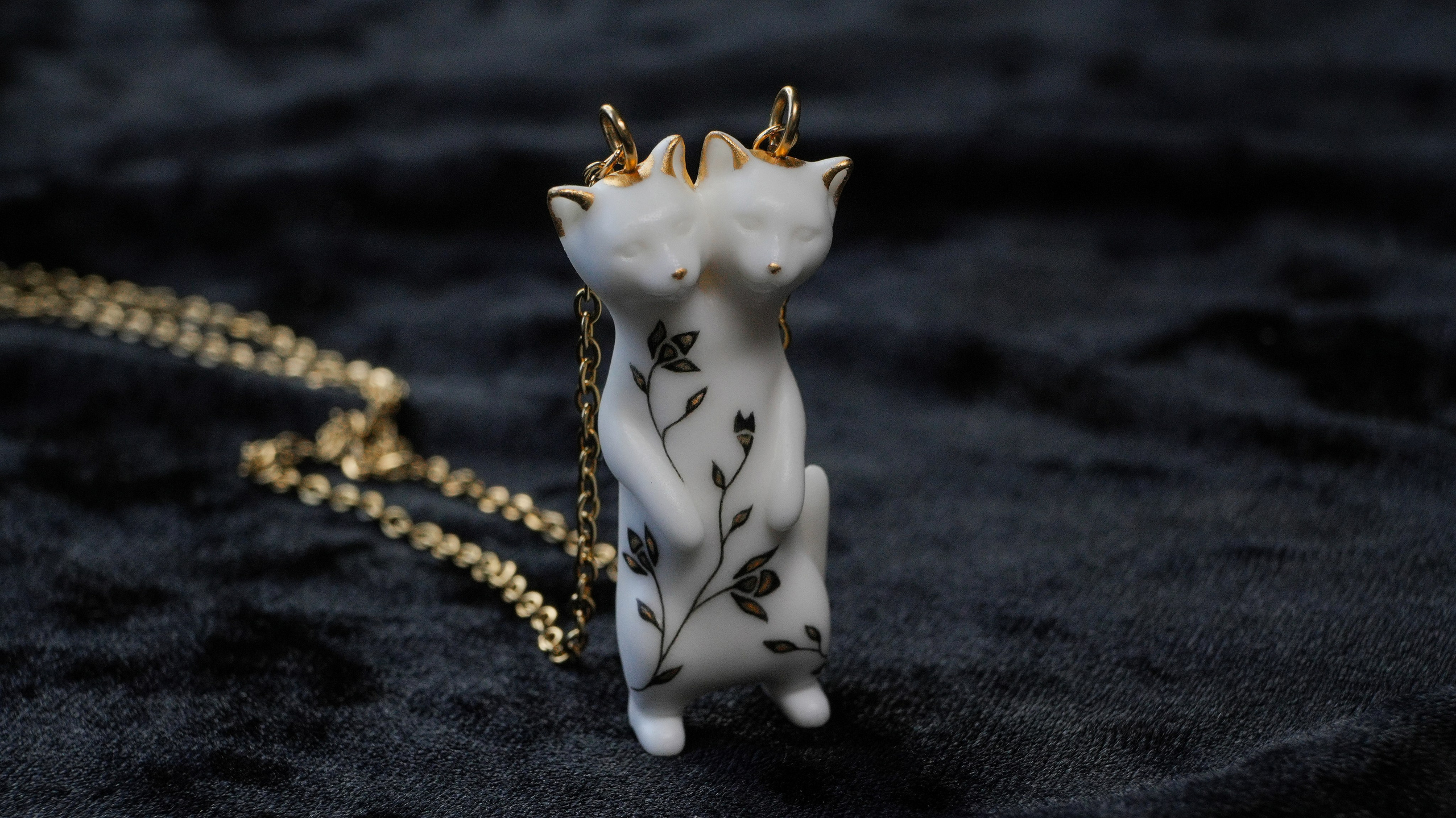 Кот двухголовый 15 000 руб. Авторские Шарнирные куклы и украшения из фарфора Алексаны Лавринчук