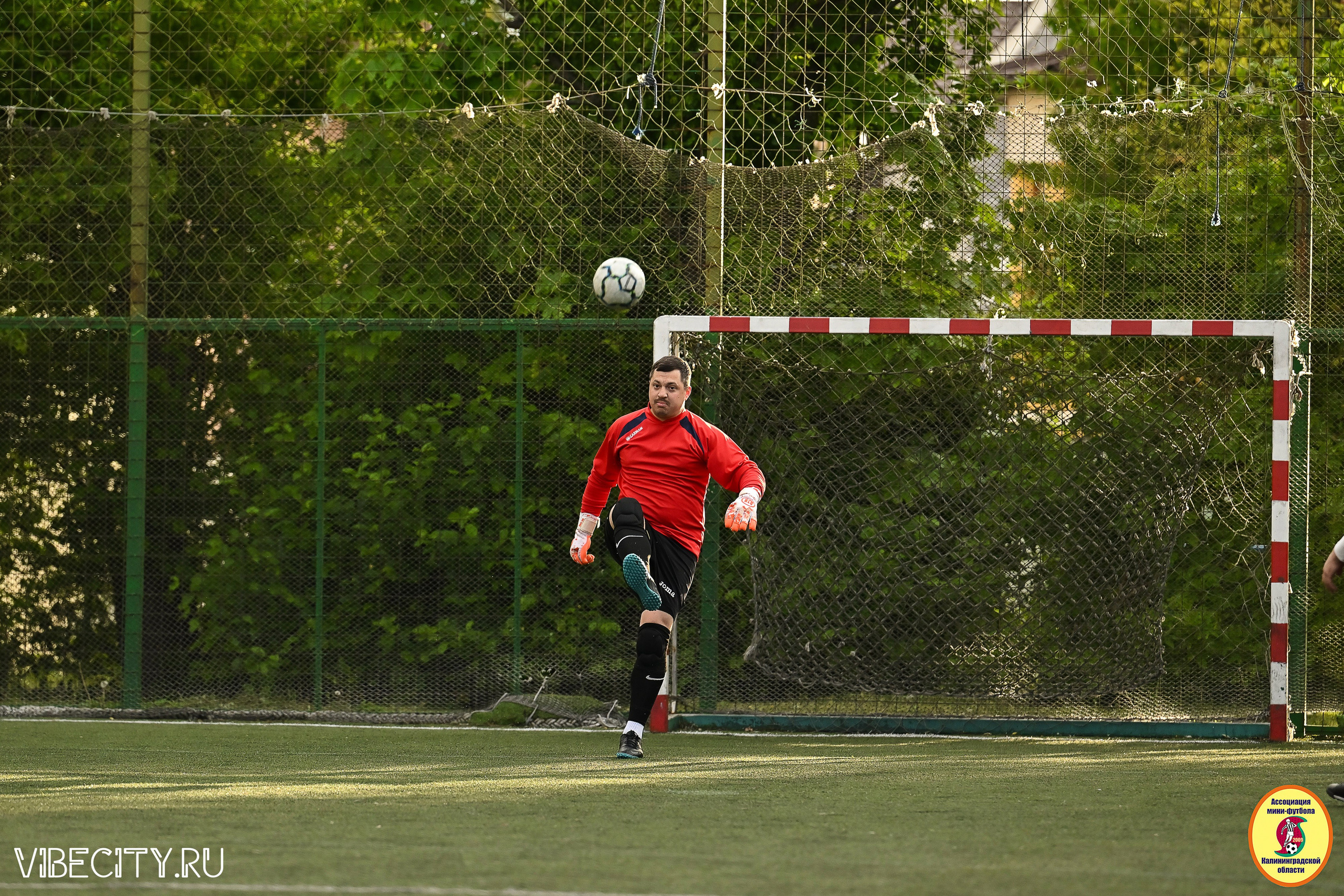 ИГРЫ МИНИ-ФУТБОЛЬНОЙ ЛИГИ. VIBECITY.RU Вайб Сити Ру Фоторепортажи Фотоотчеты Калининград