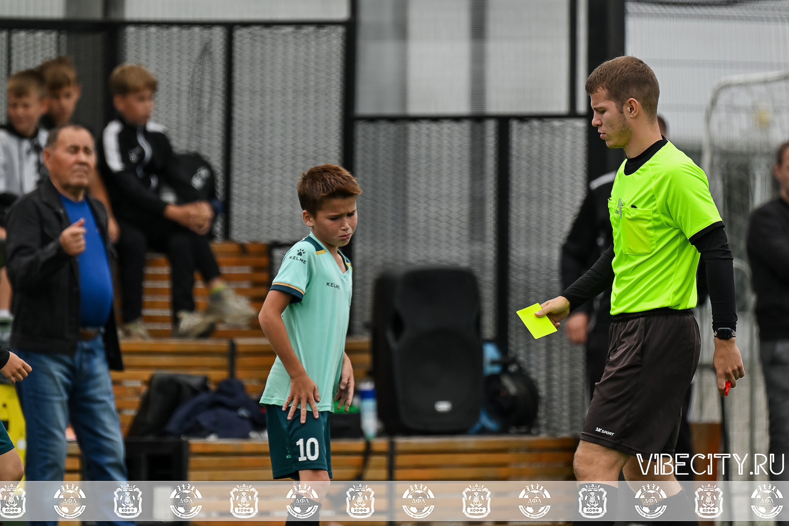 Калининградская Детская Футбольная Лига. VIBECITY.RU Вайб Сити Ру Фоторепортажи Фотоотчеты Калининград