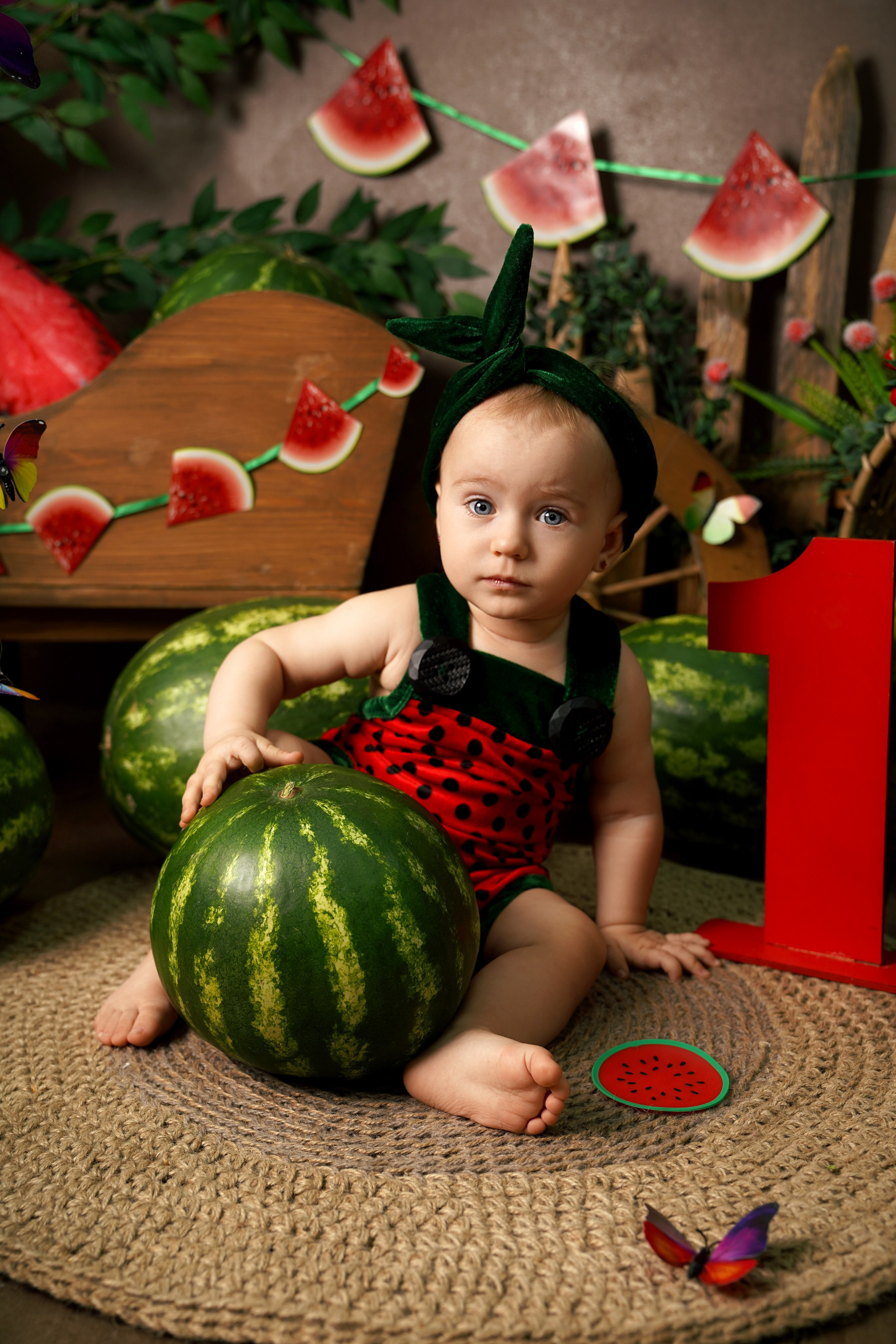 Фотосессия ГОДОВАСИЕ. Фотограф новорожденных, детей до года и беременных в Симферополе