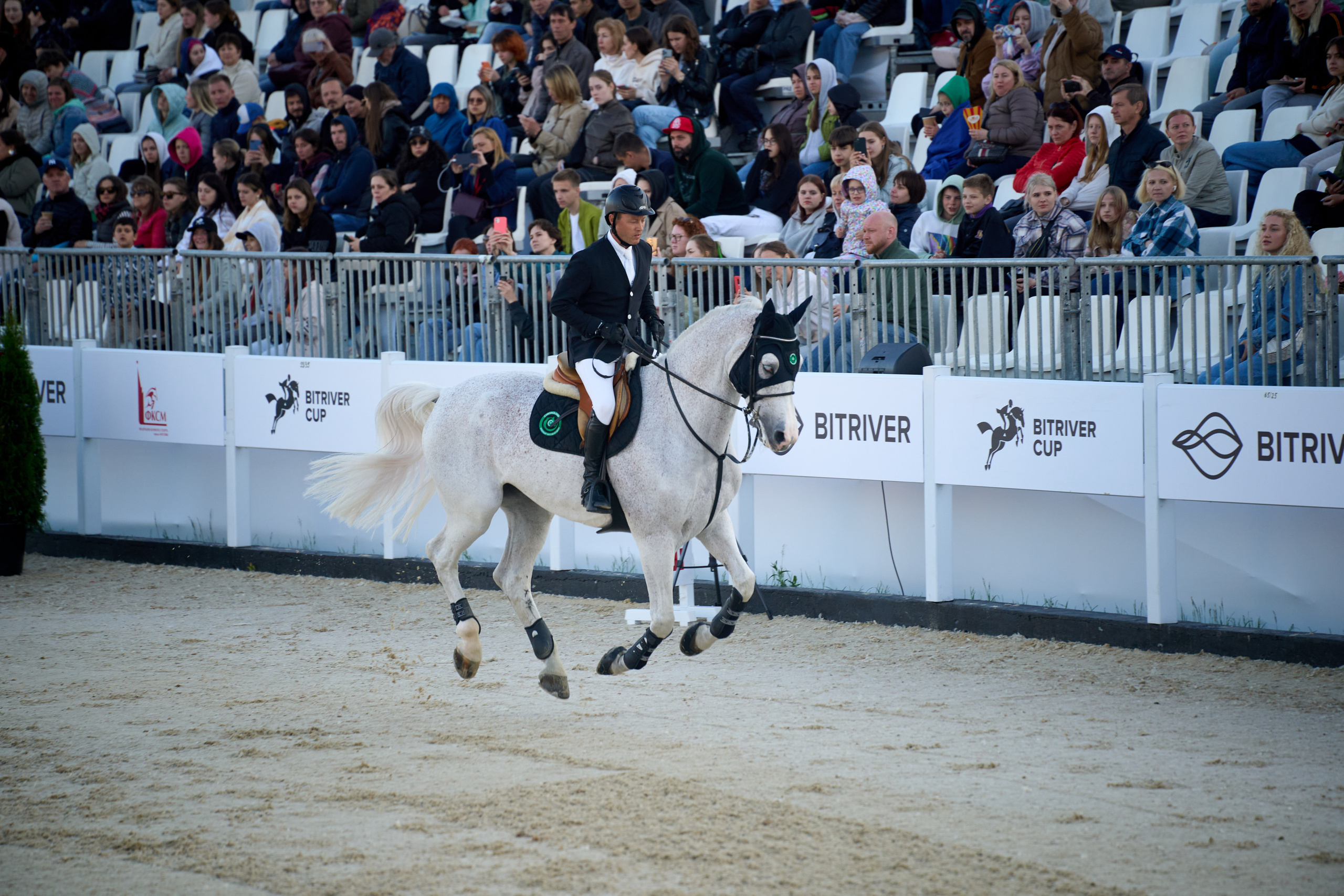 Photo report show jumping Bitriver Cup 2023. Reportage event photographer in Moscow Alexander Gladkiy