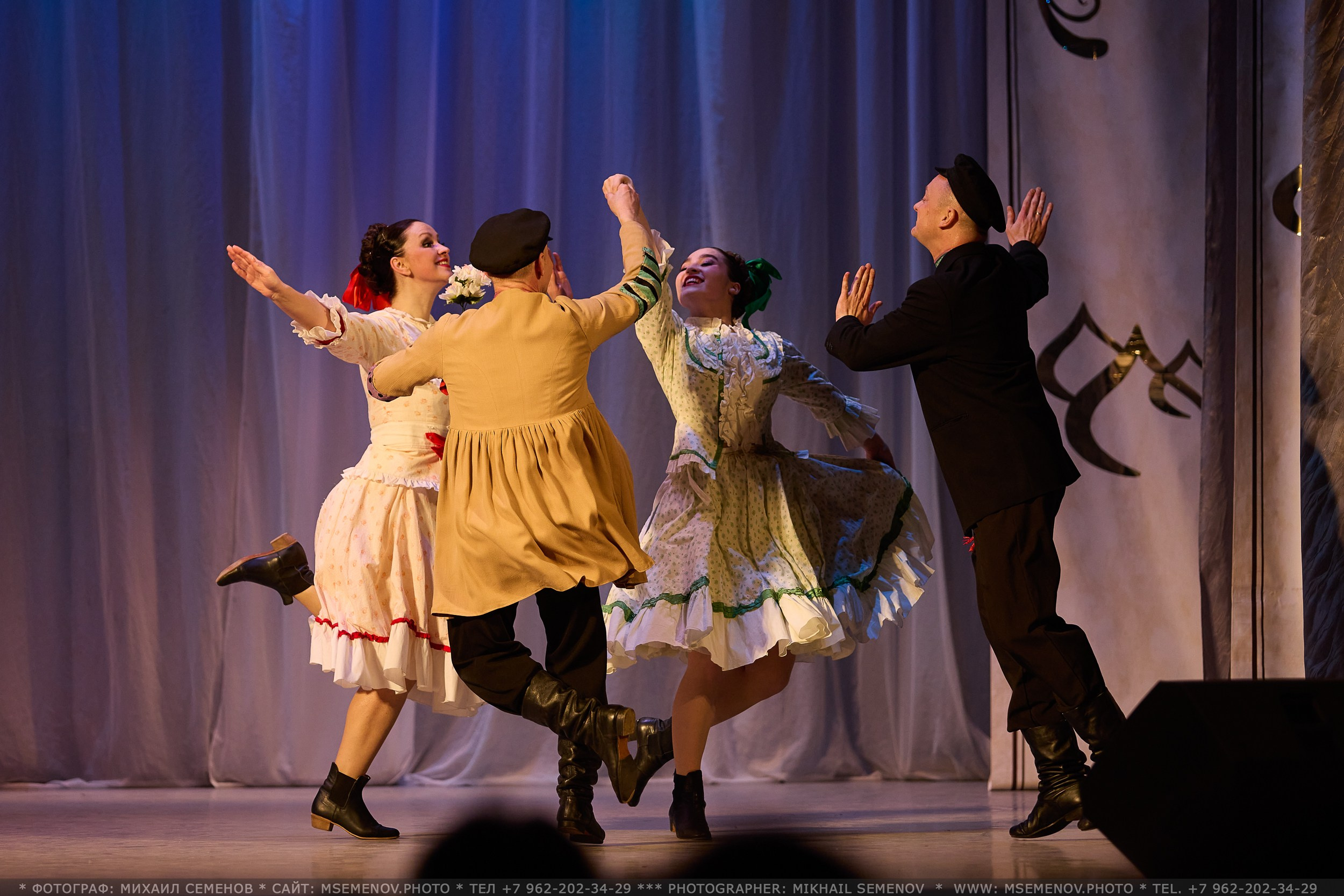 Фоторепортаж с Концерта «Волжанка» и «Задоринка»