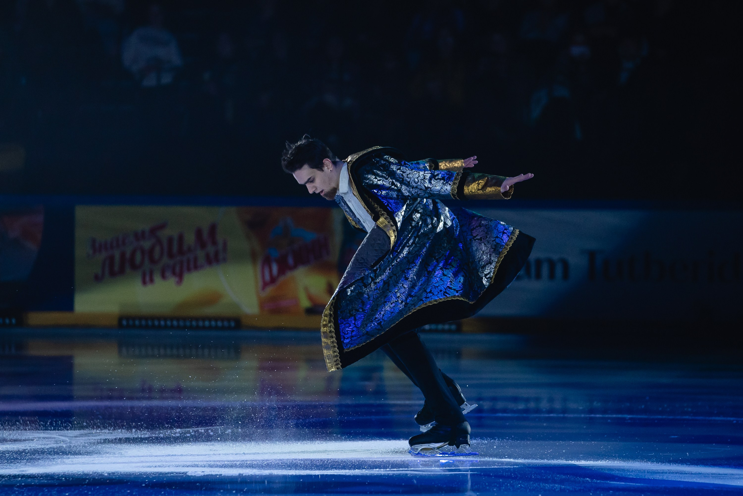 Шоу «Чемпионы на льду» в Новосибирске. Воробьева Ксения — Спортивный и танцевальный фотограф Новосибирск