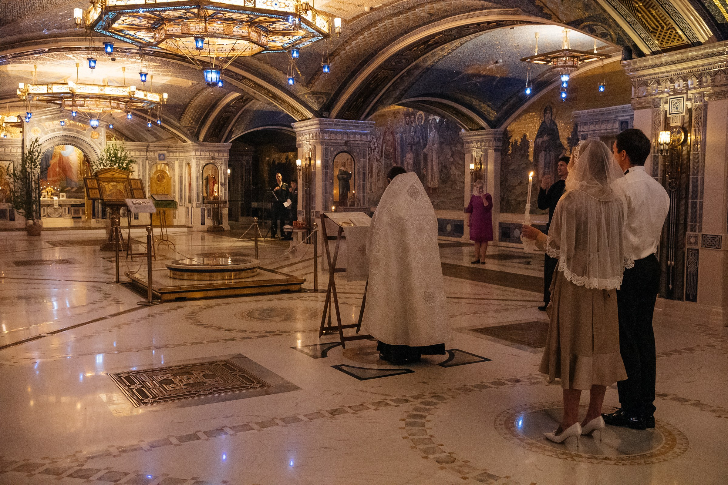 Венчание в Храме Вооруженных Сил. Свадебный фотограф в Москве Элина Ларченкова. Фото, которые цепляют
