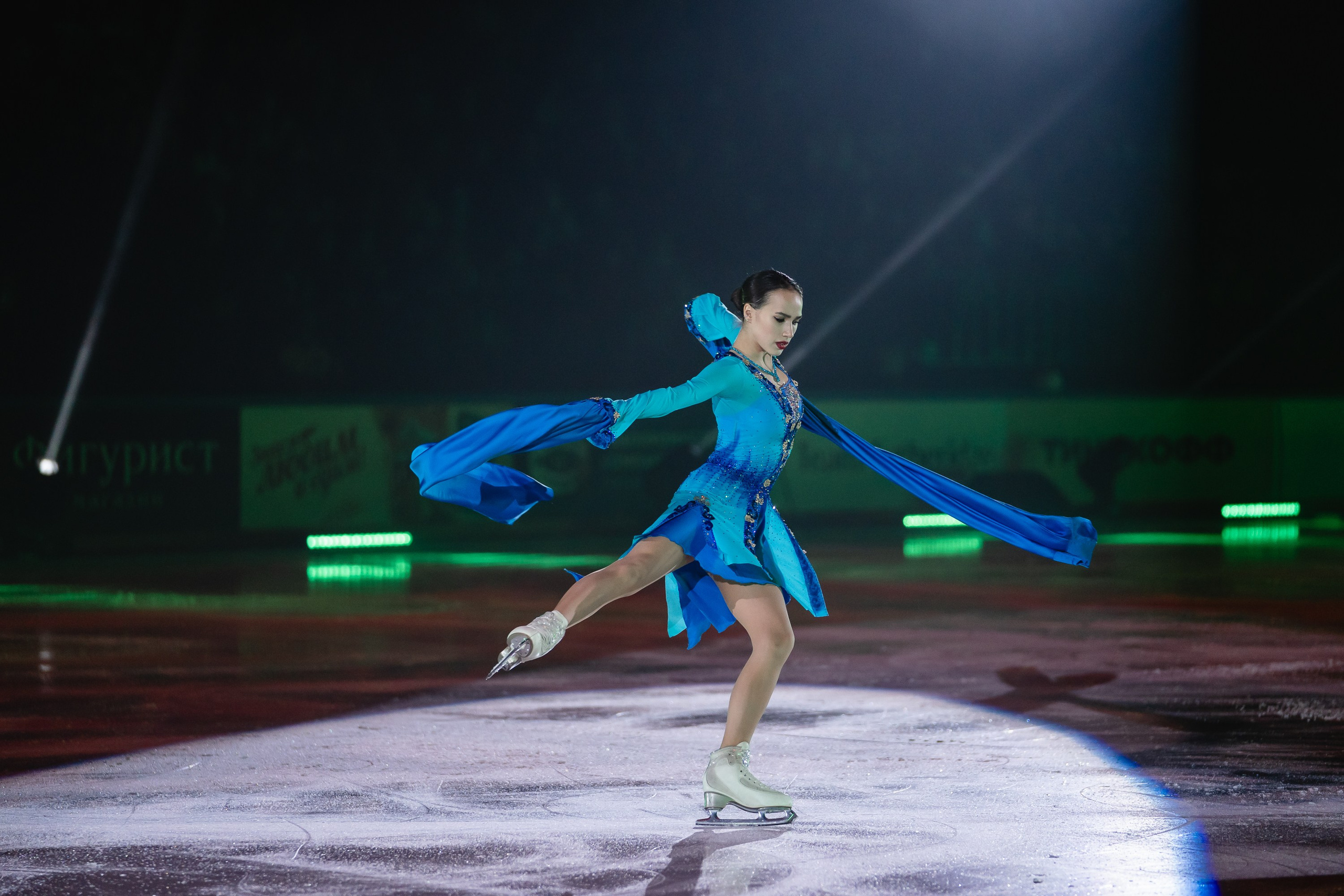 Шоу «Чемпионы на льду» в Новосибирске. Воробьева Ксения — Спортивный и танцевальный фотограф Новосибирск