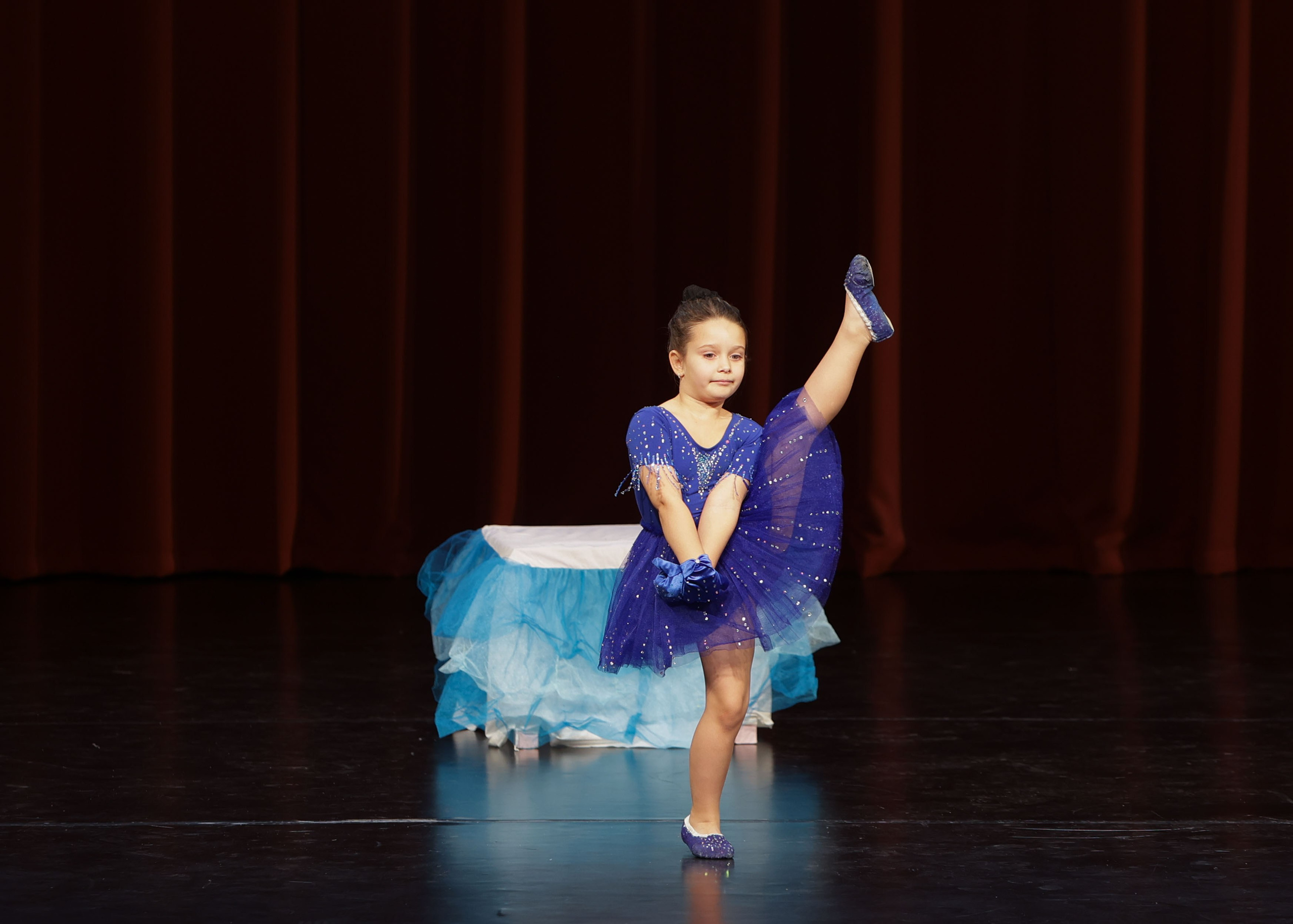 Фестиваль хореографического искусства «КУБОК ЛЕГЕНДЫ — 2025». Выпускные альбомы и школьный фотограф в Подольске, Троицке, Щербинке, Москве и Московской области