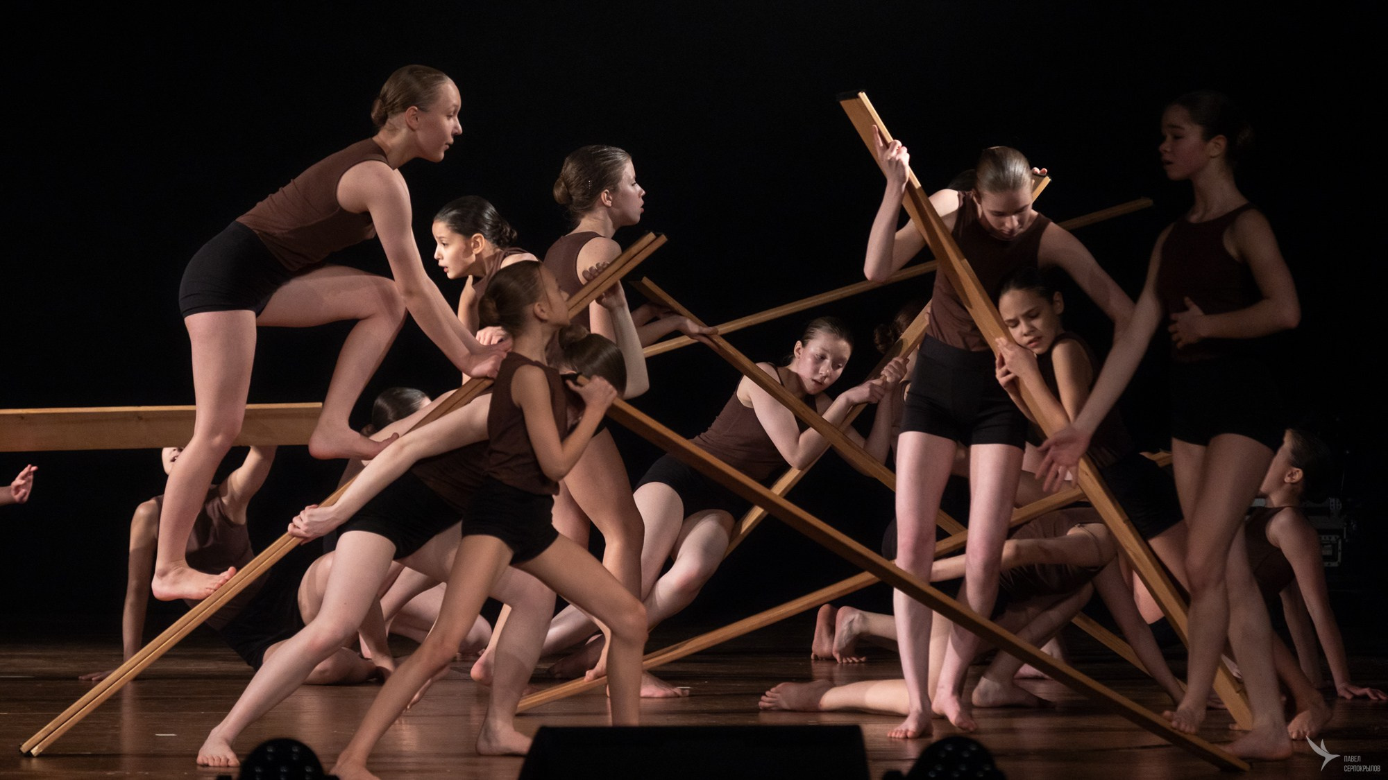 Хореографический спектакль «На след и Я». Репортажный фотограф в Казани Павел Серпокрылов