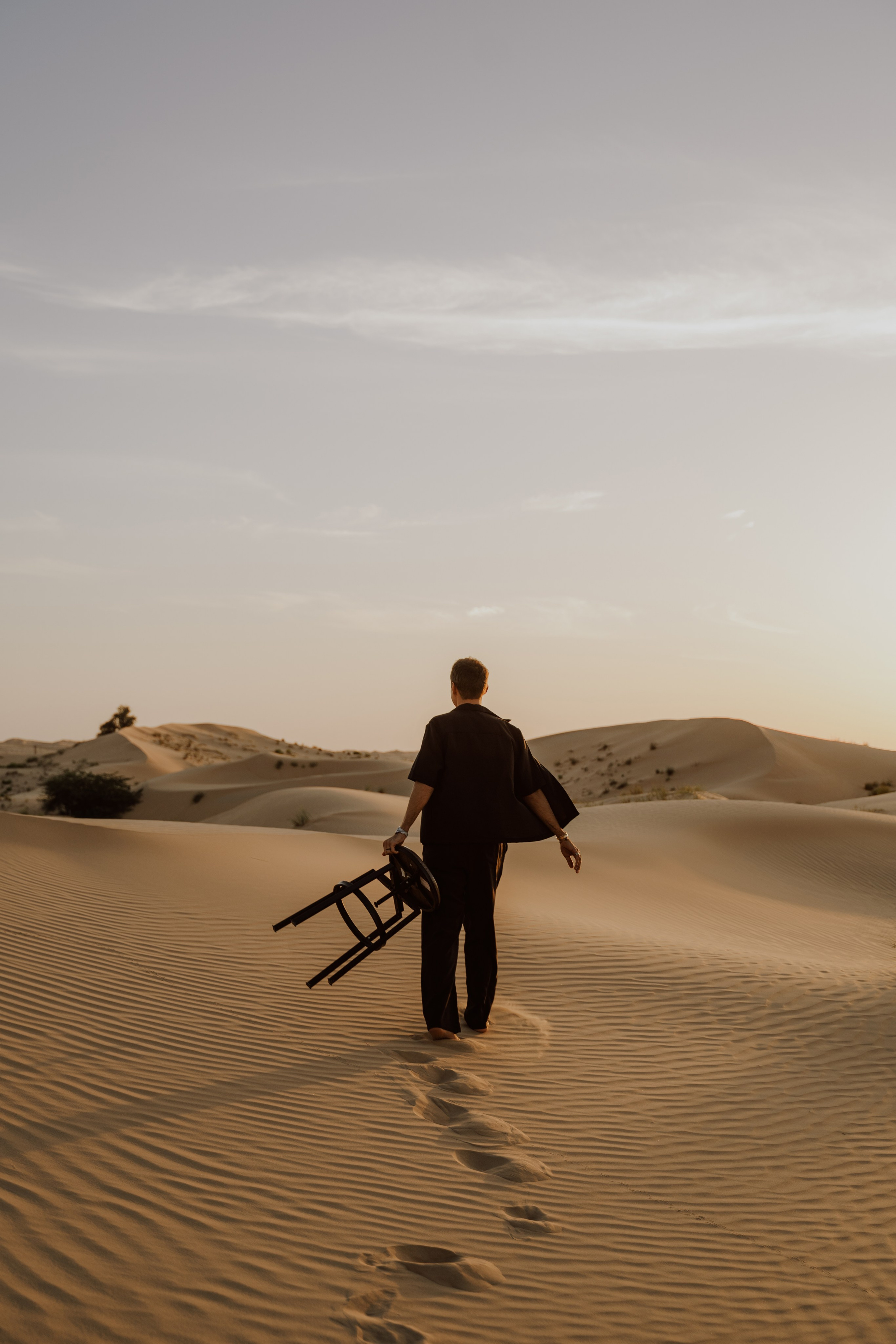 Фотосессия в пустыне ОАЭ с трансфером, выезд из Абу-Даби, Дубая, Фуджейры и других эмиратов. Дорога до пустыни занимает около 1 часа.