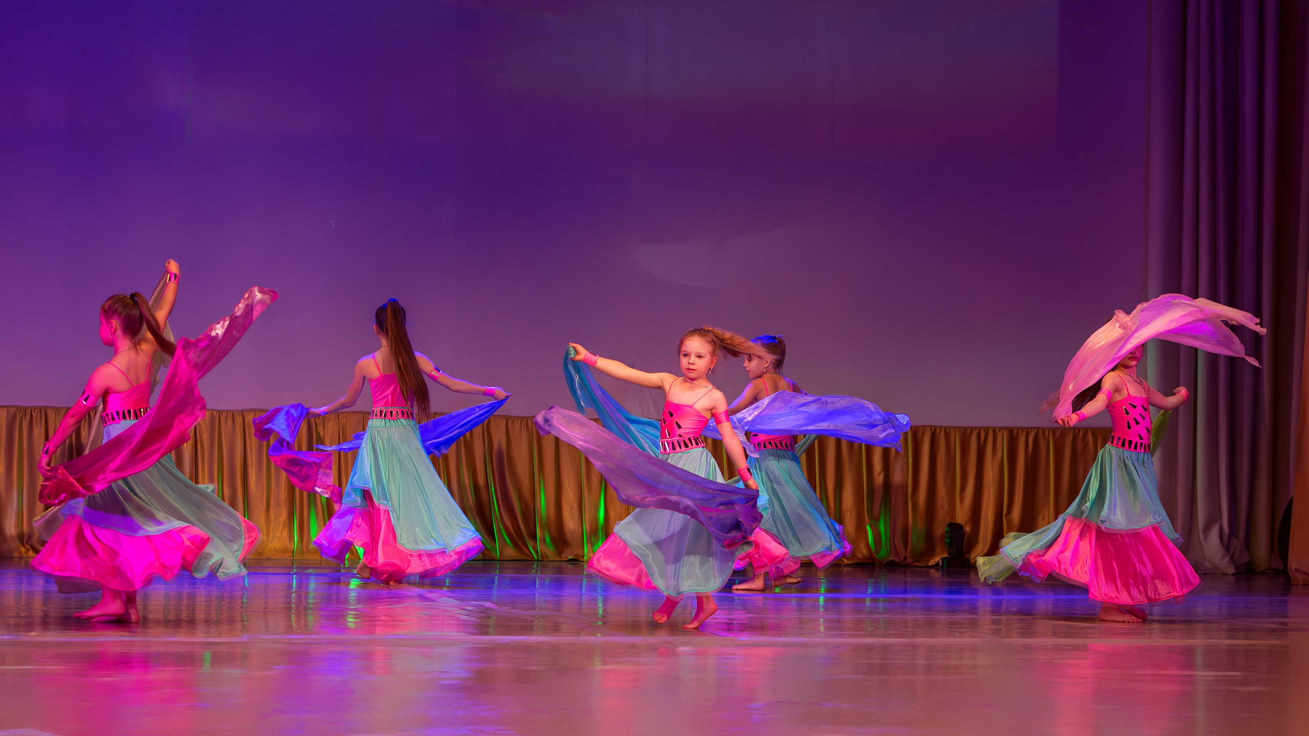 Студия «Lamis» отчетный концерт 2024. Выпускные альбомы и школьный фотограф в Подольске, Троицке, Щербинке, Москве и Московской области