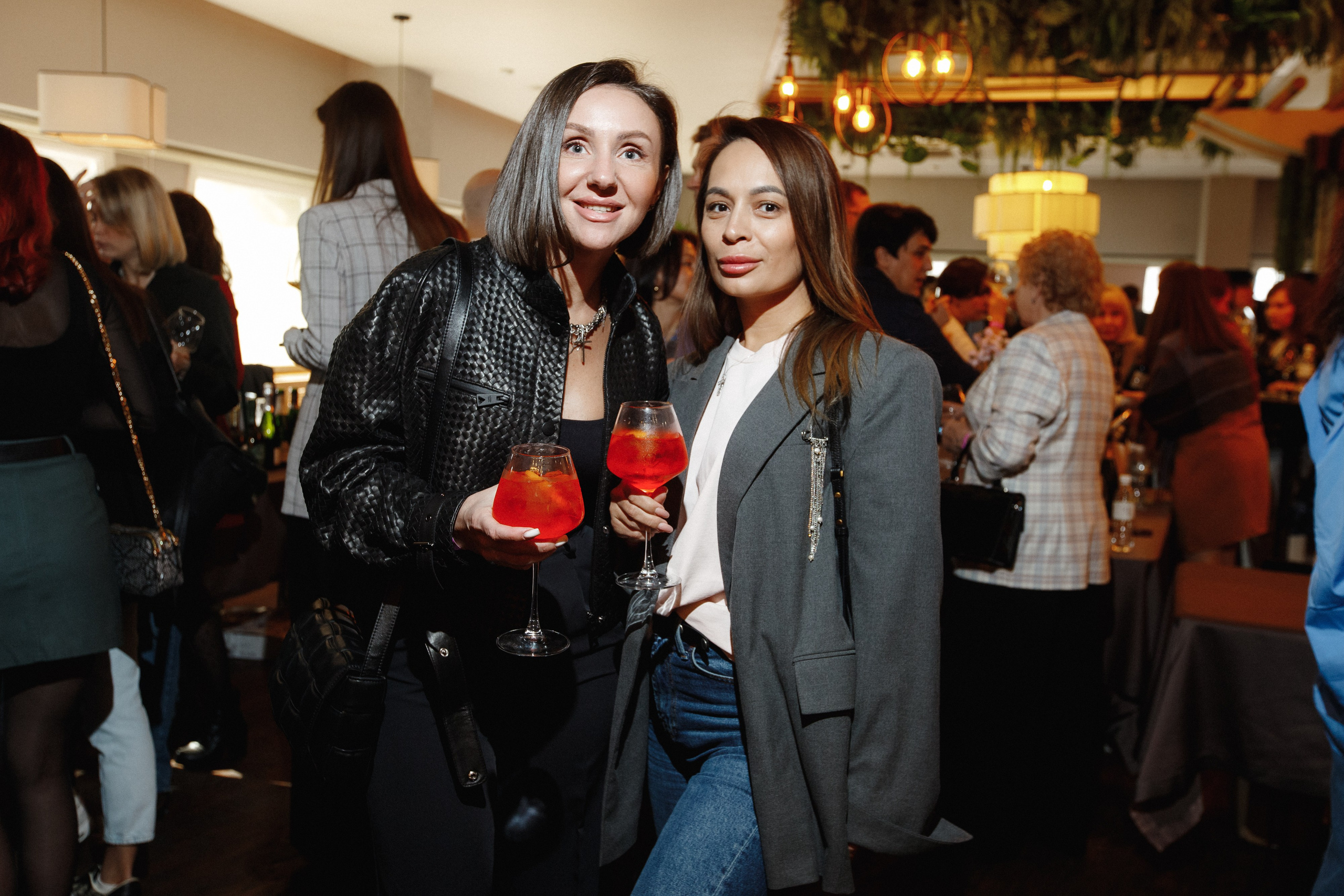 ФЕСТИВАЛЬ ИГРИСТЫХ ВИН. СВОИ. ФОТООТЧЕТЫ-СОБЫТИЯ-МЕСТА