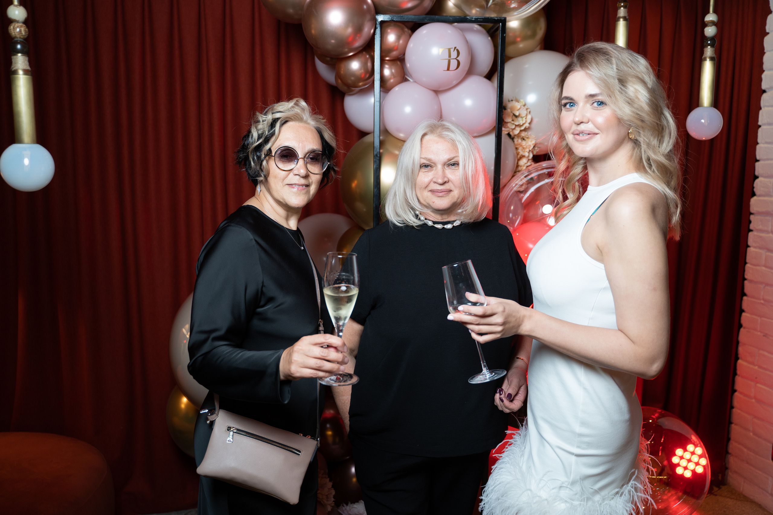 ЦЕНТРУ МАССАЖА BODY TIME 8 ЛЕТ. СВОИ. ФОТООТЧЕТЫ-СОБЫТИЯ-МЕСТА