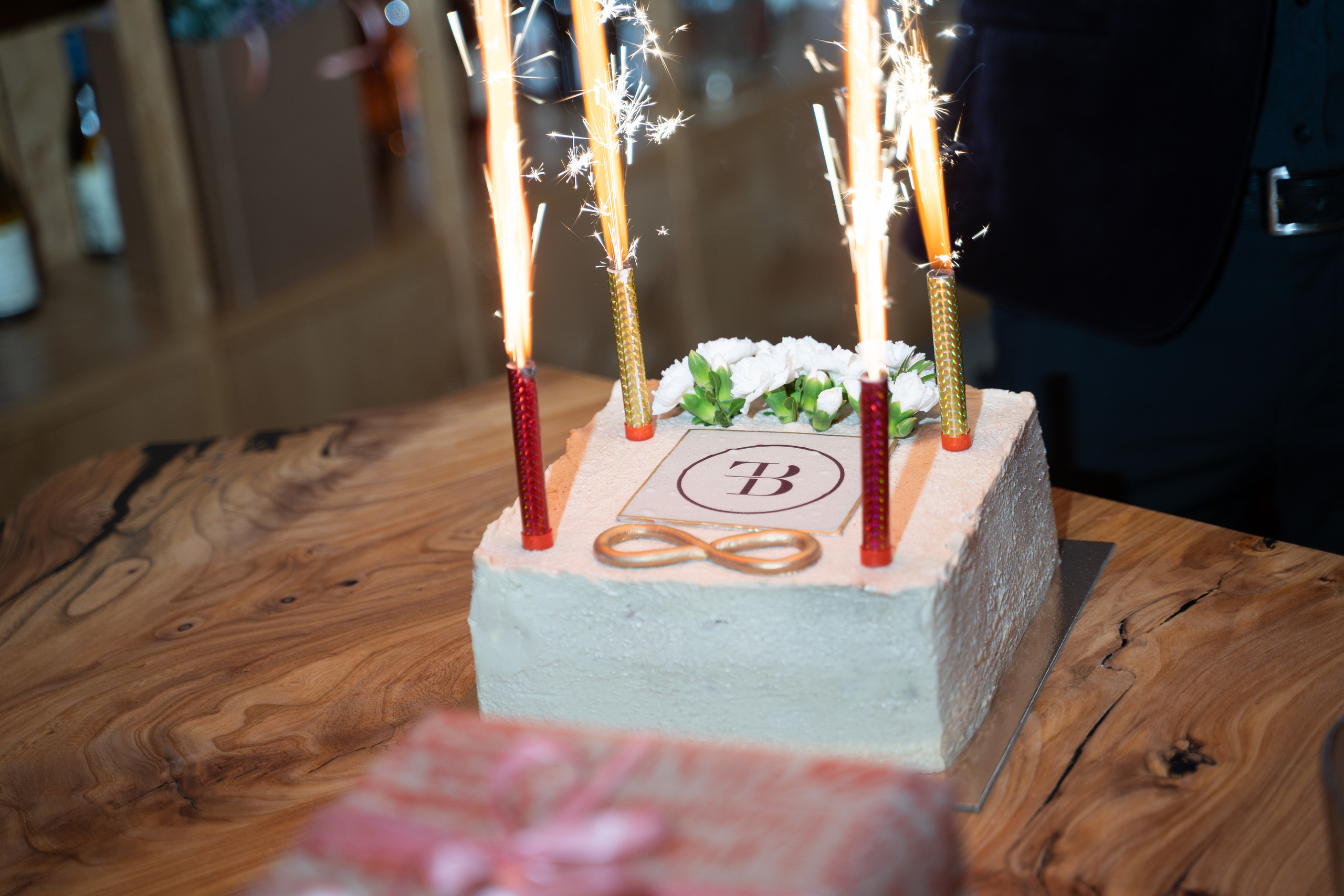 ЦЕНТРУ МАССАЖА BODY TIME 8 ЛЕТ. СВОИ. ФОТООТЧЕТЫ-СОБЫТИЯ-МЕСТА