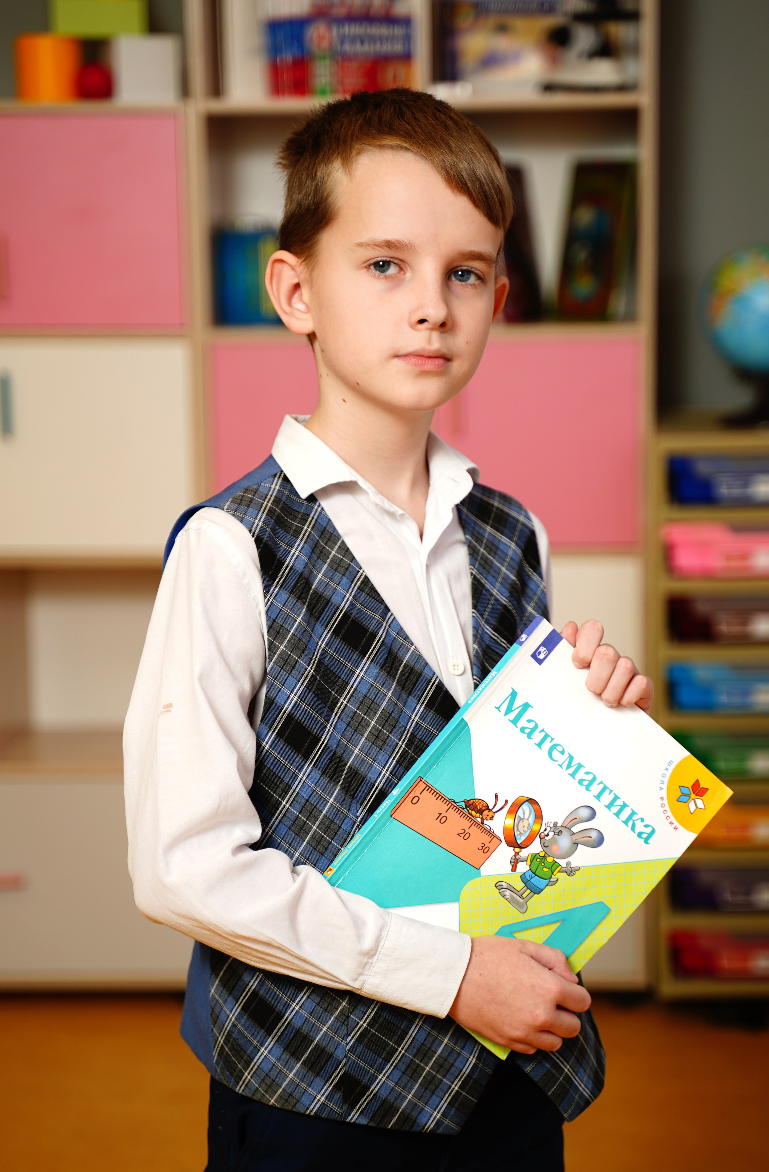 MEMENTO.Выпускные альбомы, школьные, юбилейные и другие книги. Ростов-на-Дону