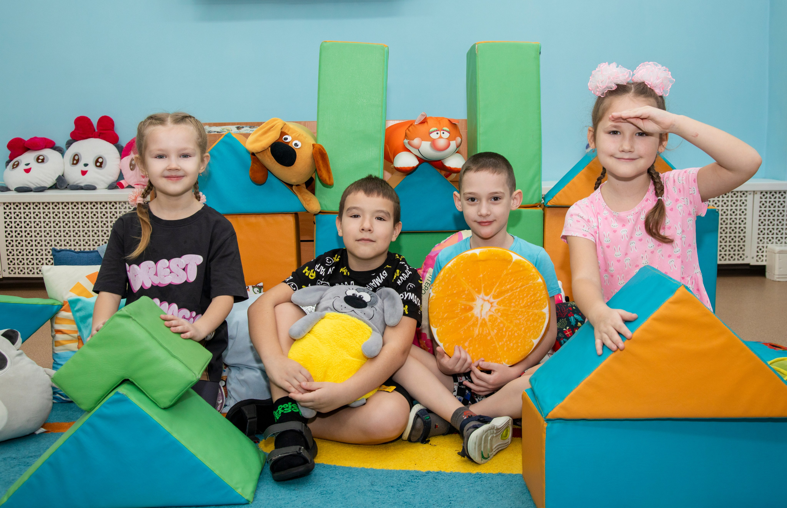 Выпускные альбомы в Красноярске. Студия Колибри