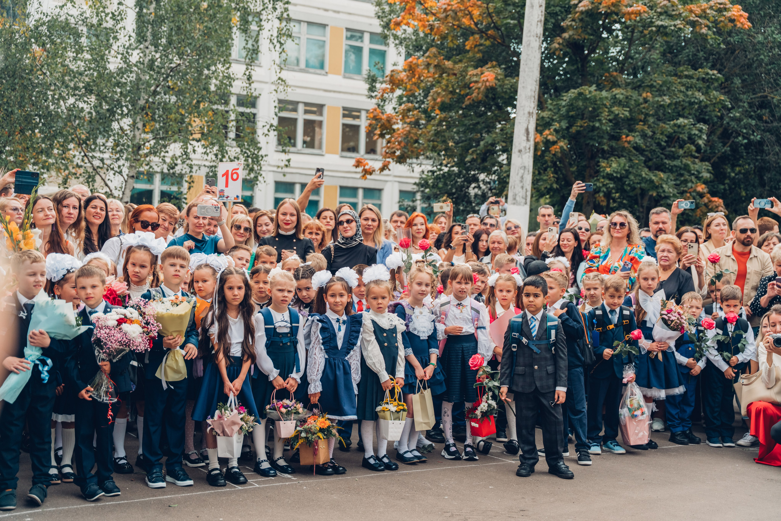 Линейка. Профессиональный детский и семейный фотограф в Москве Диля Грошева