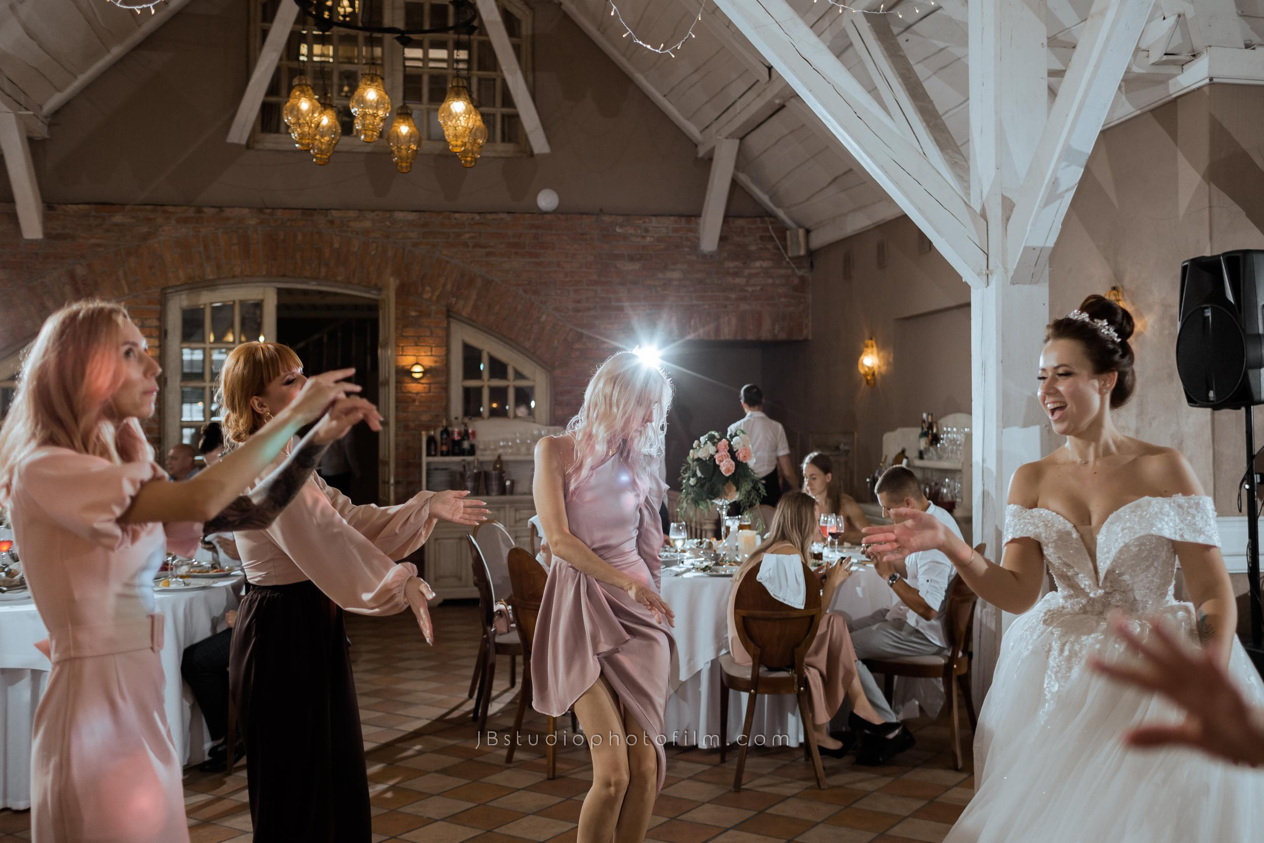 E & A (Wedding story). Photographer Videographer Filmmaker| Фотограф Видеограф Фильммейкер