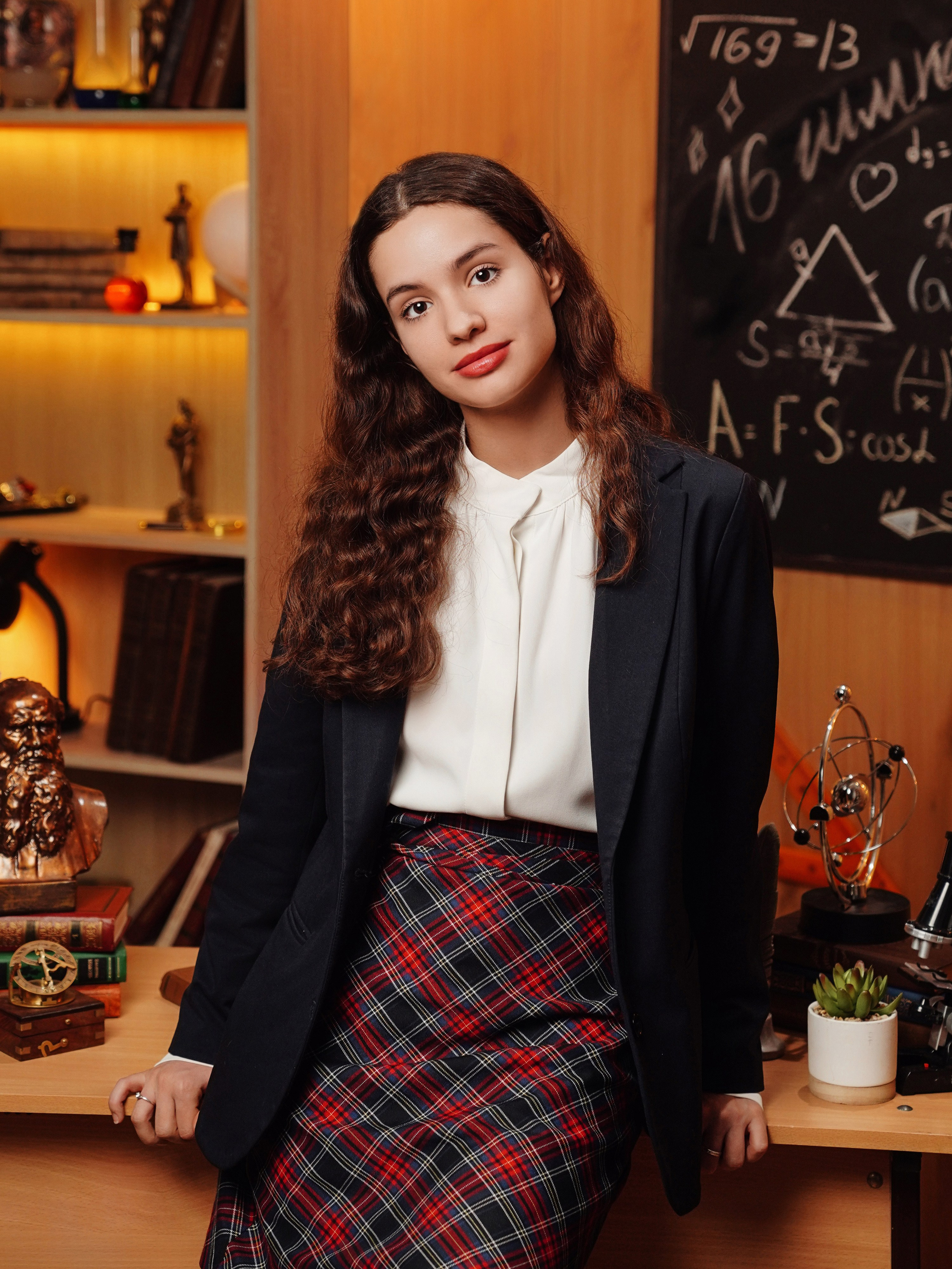 Стиль портрета в студии. GOTRA — выпускные альбомы в Тюмени