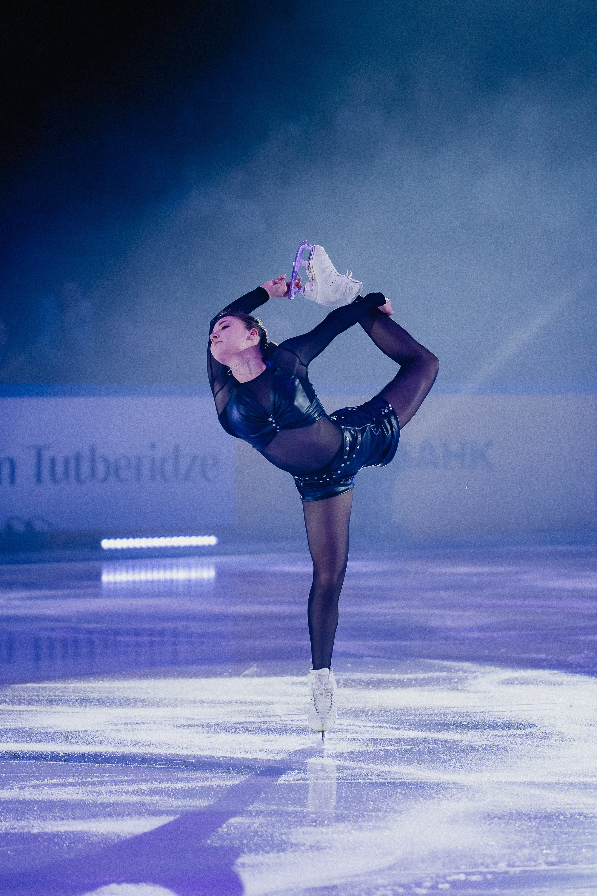 Шоу Этери Тутберидзе в Новосибирске. Воробьева Ксения — Спортивный и танцевальный фотограф Новосибирск