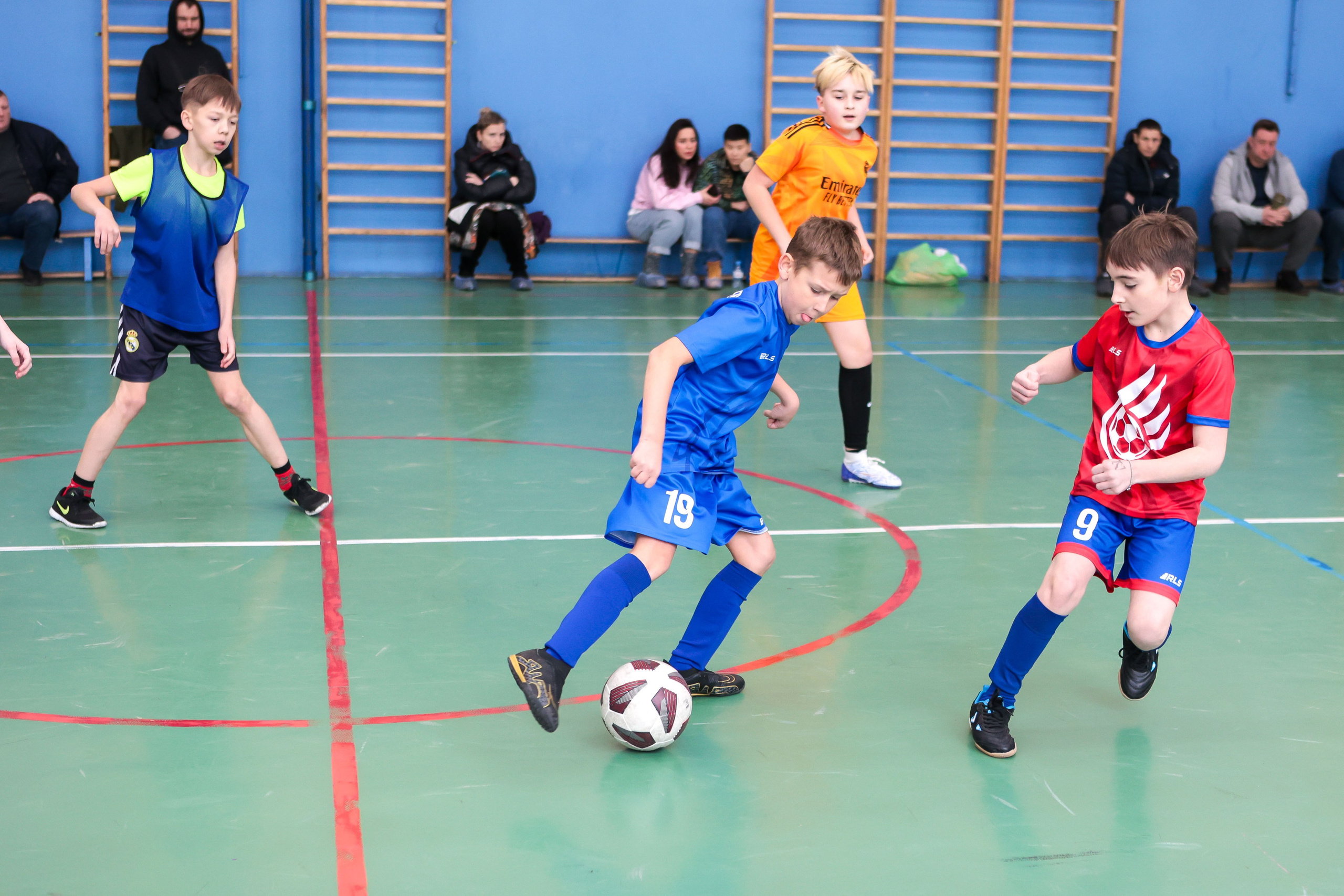 Футбол школа 429 14-15 год. Выпускные альбомы и школьный фотограф в Подольске, Троицке, Щербинке, Москве и Московской области