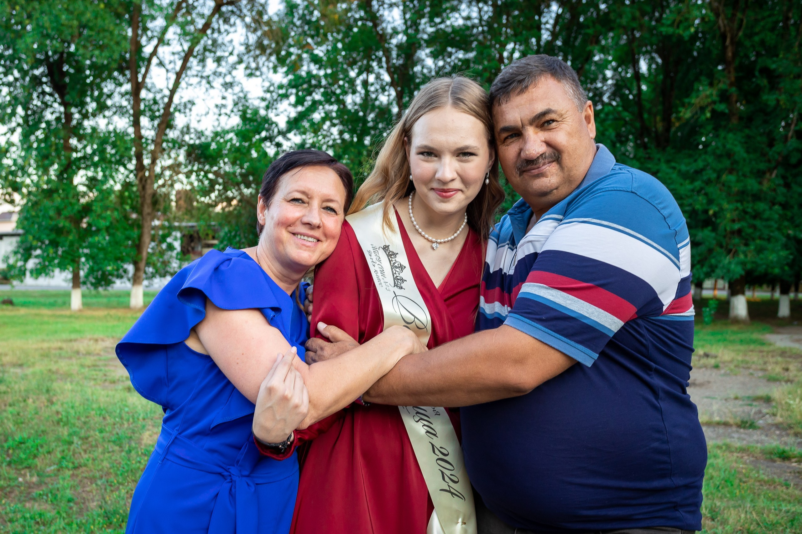 Вручение аттестата 2024 г. Выпускные альбомы Майкоп, Краснодар Елена Золотарева