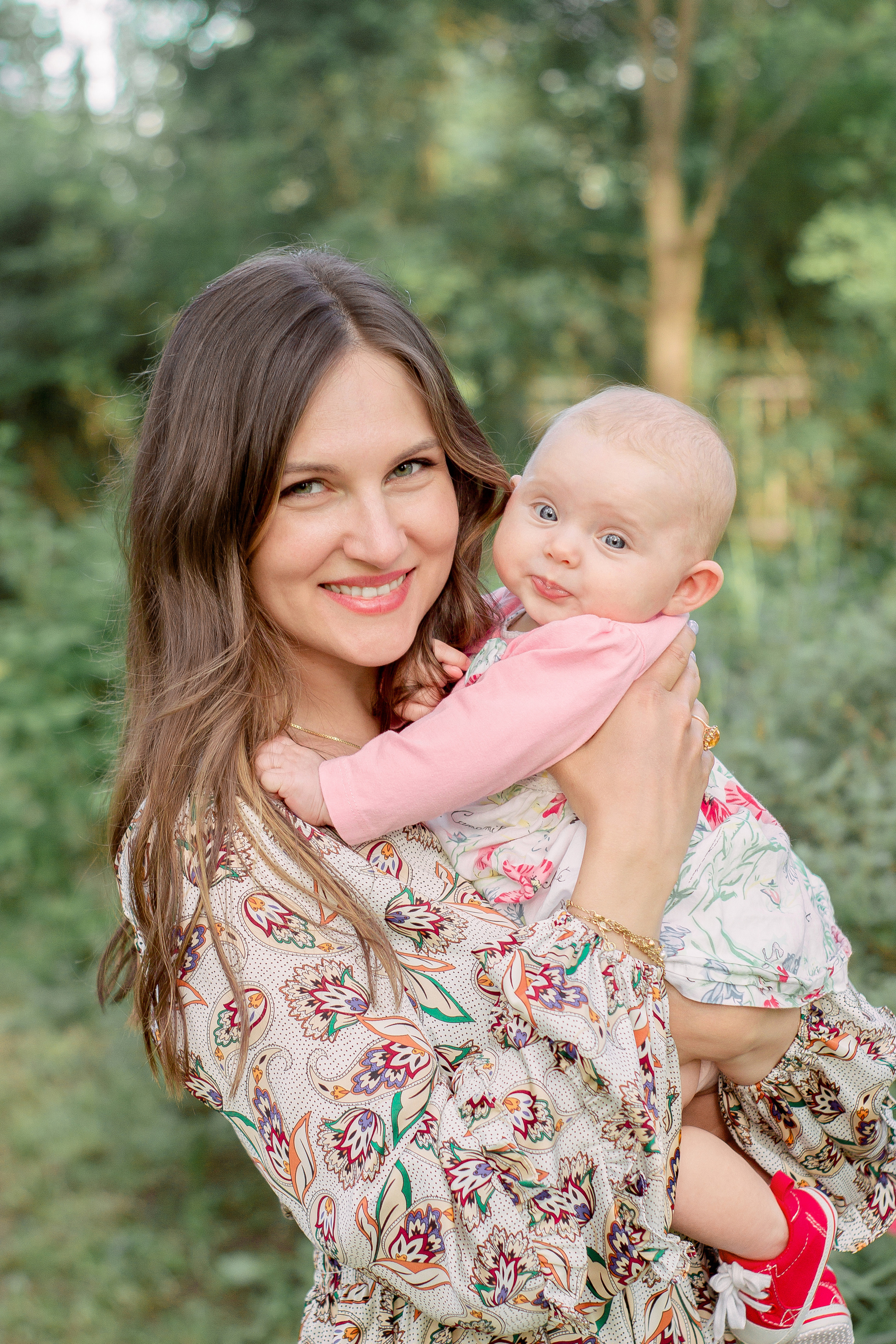 Мама с маленьким ребенком