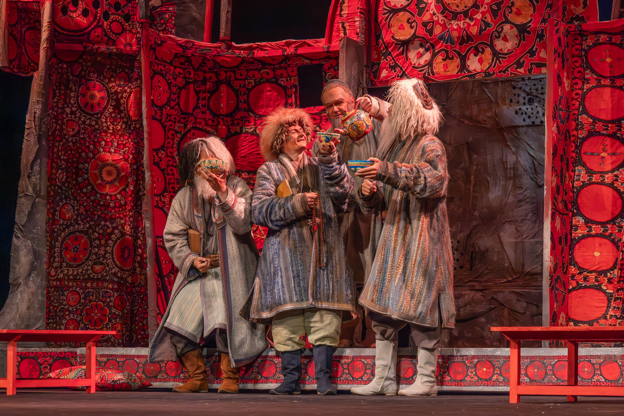 Спектакль «Далеко-далеко на Востоке» в театре Терезы Дуровой