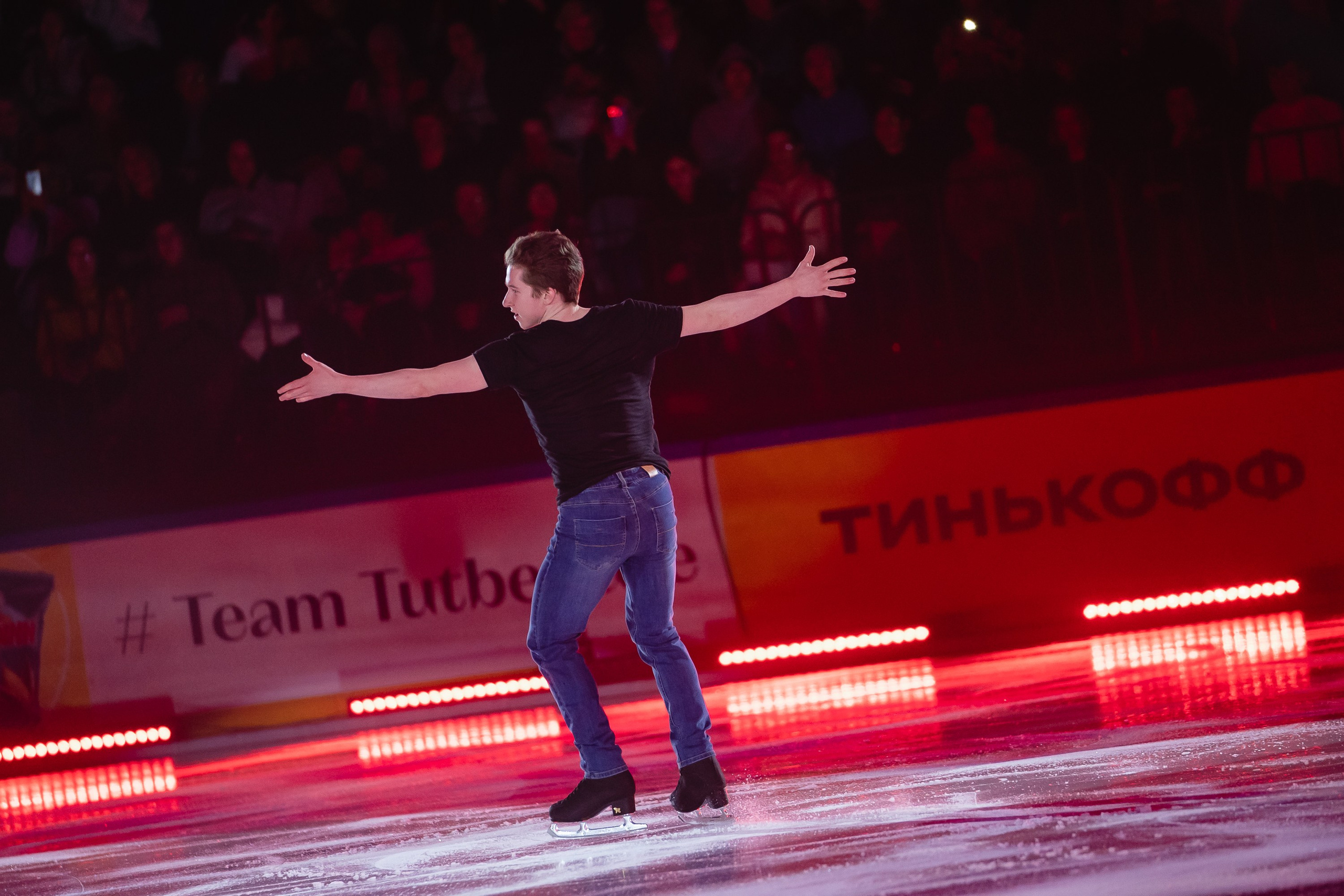 Шоу «Чемпионы на льду» в Новосибирске. Воробьева Ксения — Спортивный и танцевальный фотограф Новосибирск