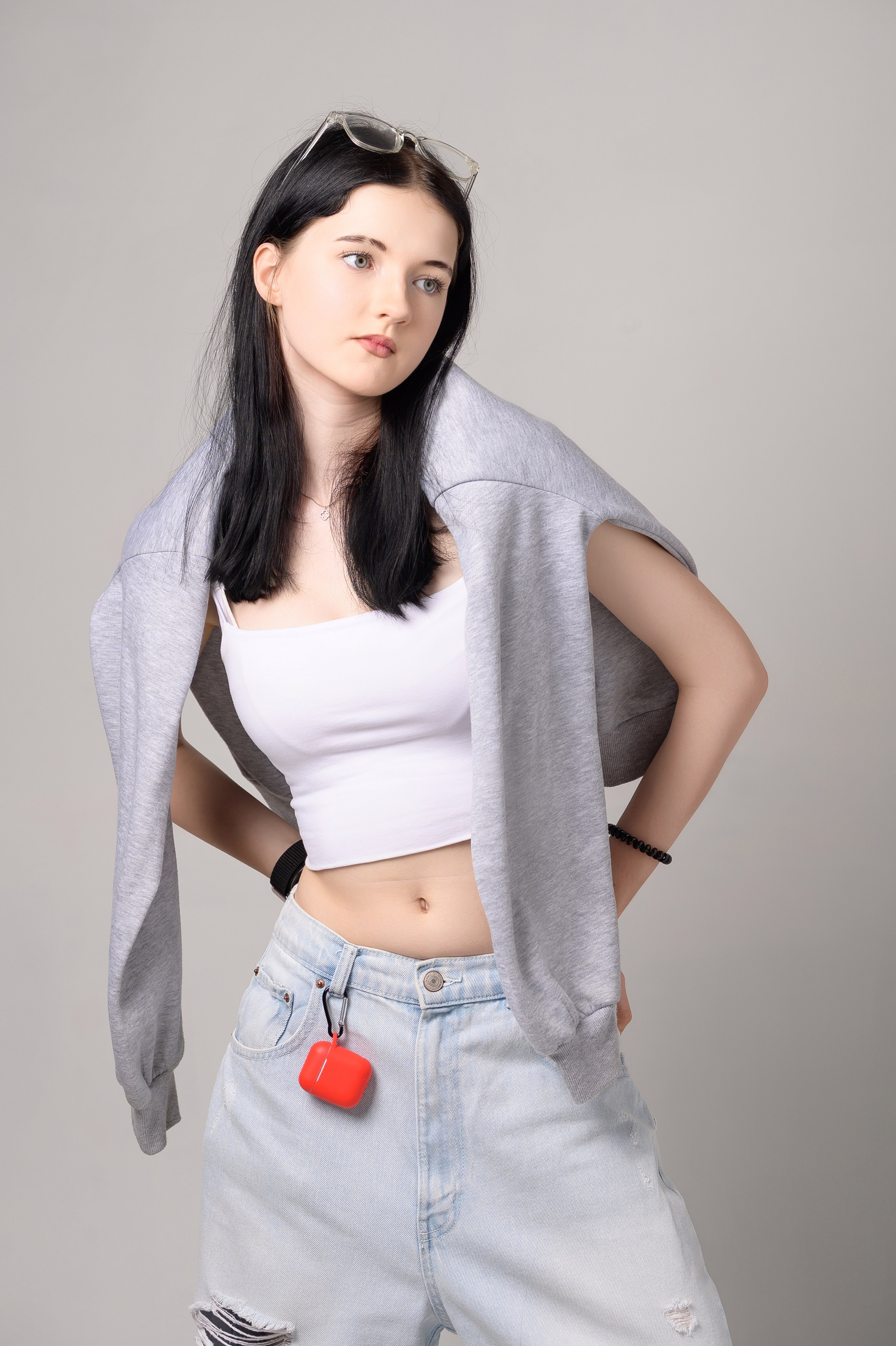 Фотографии старшеклассников для выпускных альбомов Нижневартовск | Портфолио. AR-t студия «Альбом+», г. Нижневартовск